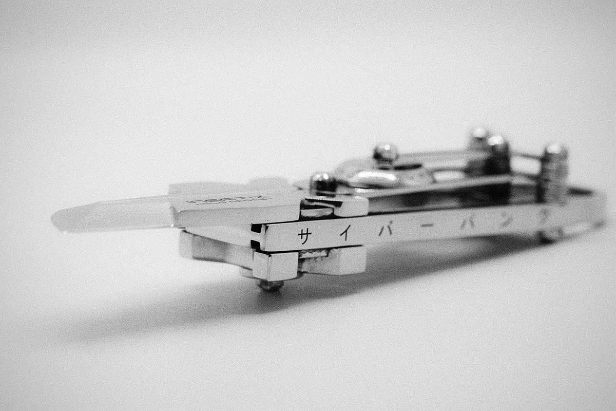Wallpaper #P5xj4ZIBZHQxiYarX7u0148 Inertix Cyberpunk Pocket Exoblade Knife is a Gorgeous Cyberpunk 2077