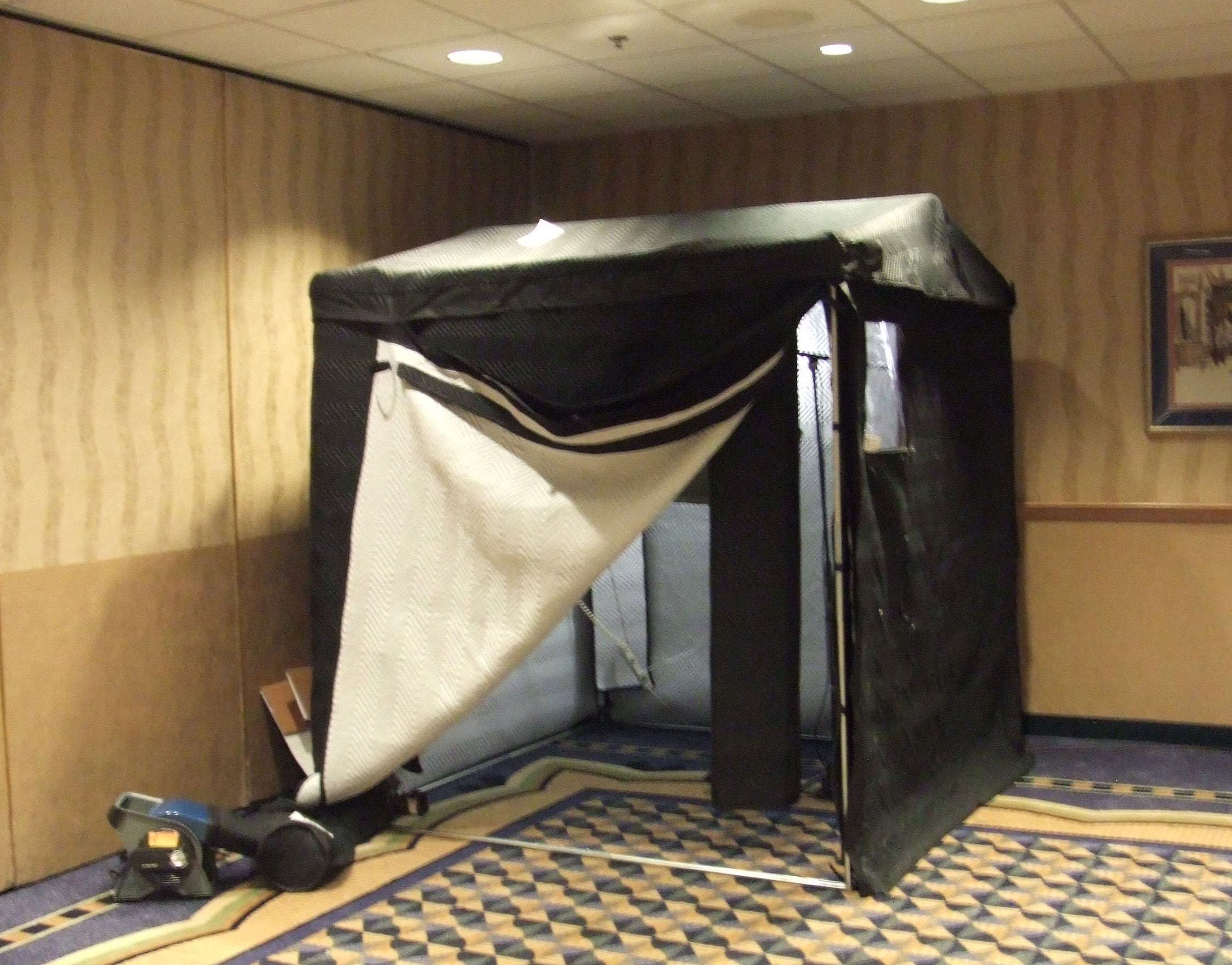 Wallpaper #OmijFpMBSpphPi3-0gzx34 This is Portable Full Size 6 X 6 Vocal Booth in Bags