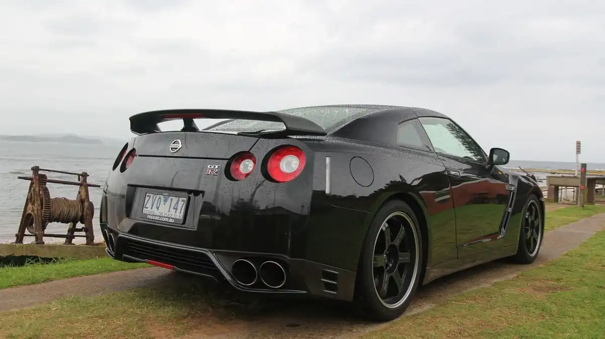 Wallpaper #87iw2pIBJvJKYCmEt_Li186 Nissan GT R Review Black Edition Drive
