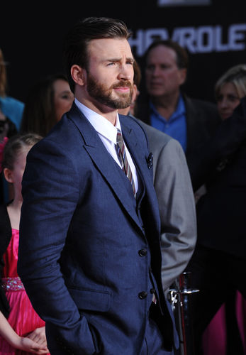 Wallpaper #71840 Interazione Tra Chris Evans E Scarlett Johansson Sui Social Media Tiktok