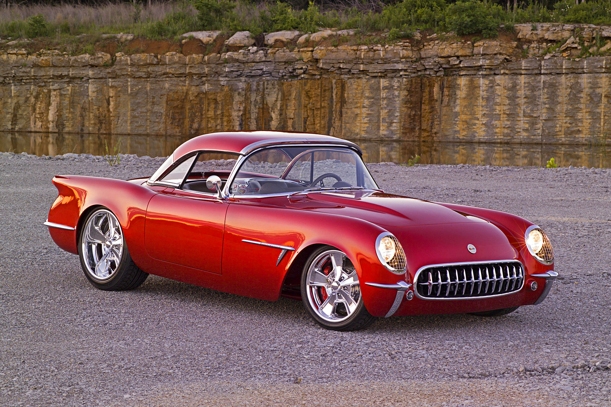Wallpaper #7WjwFZMBSpphPi3-lwkY260 Transitions a 1954 Corvette and Then Some