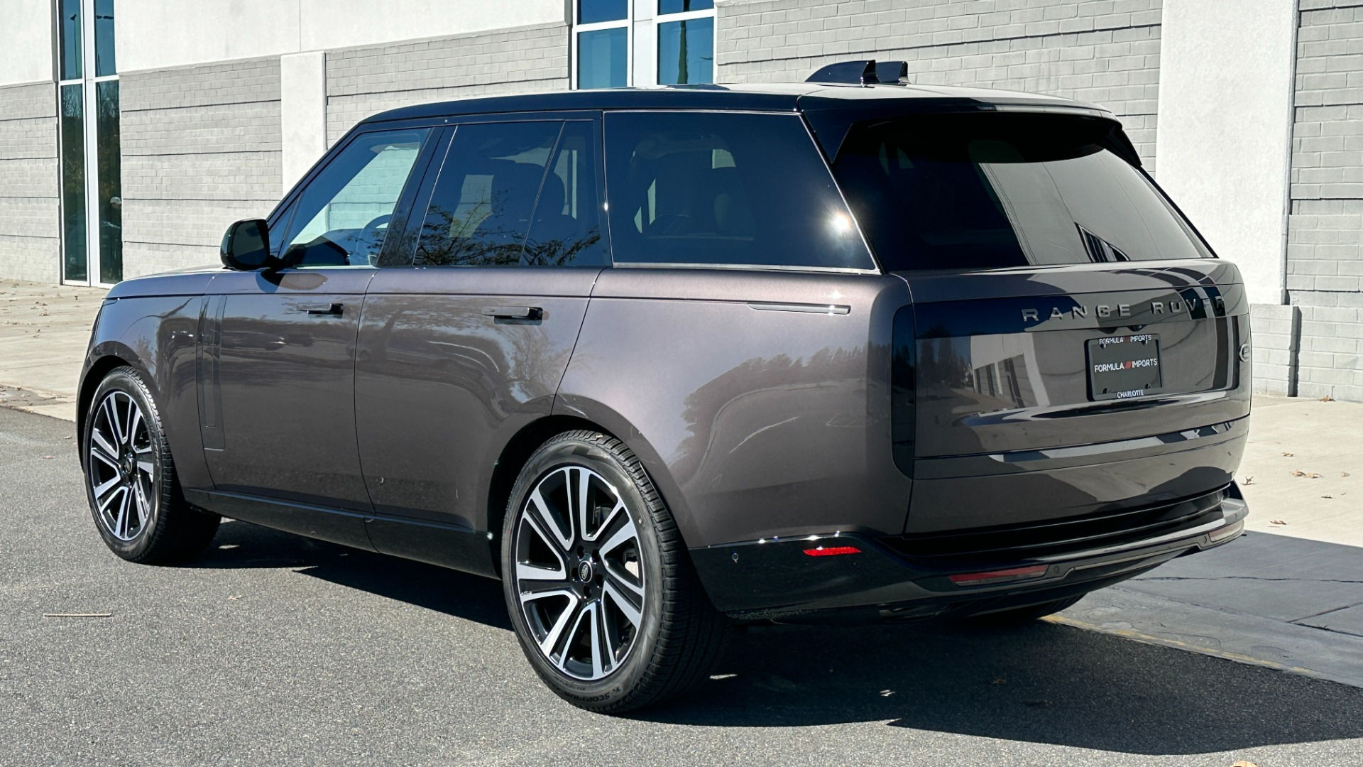 Wallpaper #yzWfkZcBk_lpvpalg5OP66 Used 2023 Land Rover Range Rover Se 22in Diamond Wheels Shadow