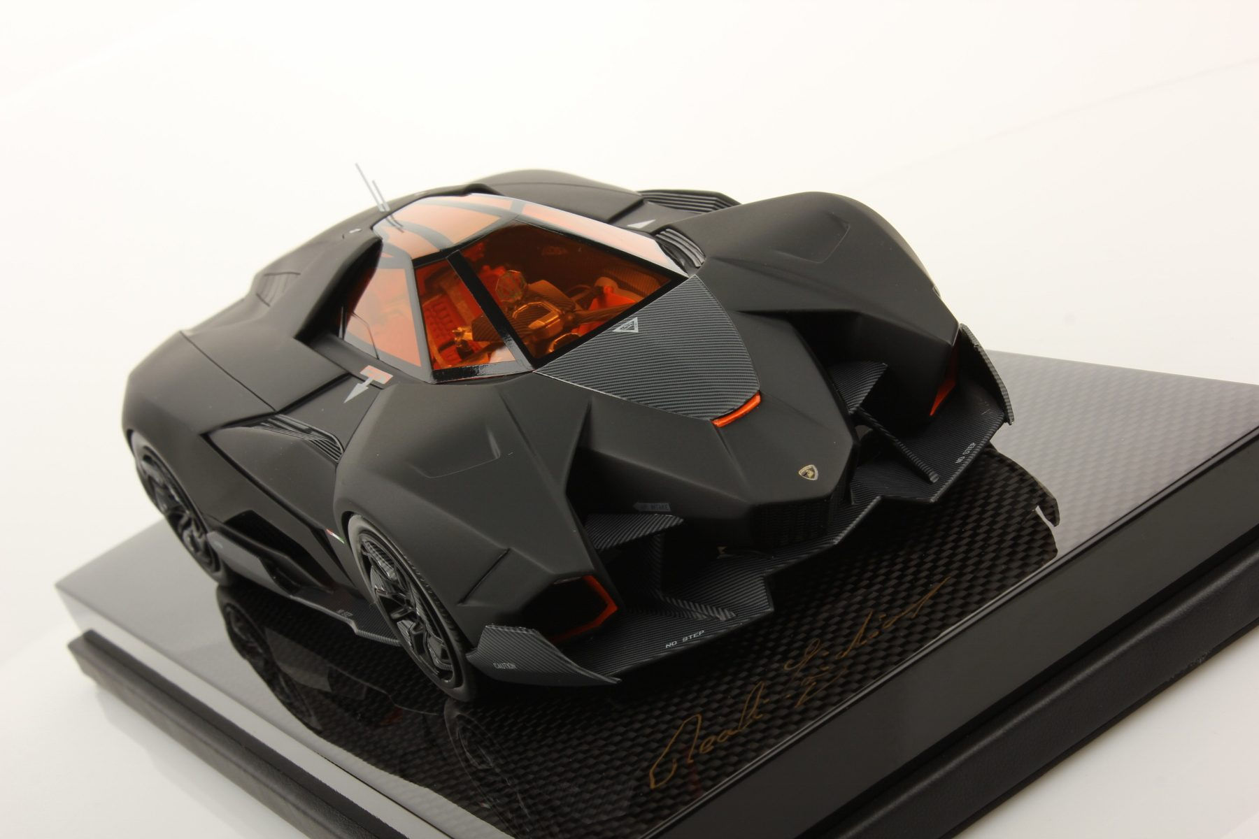 Wallpaper #a6e2f Lamborghini Egoista Super Car Lamborghini Egoista Gold