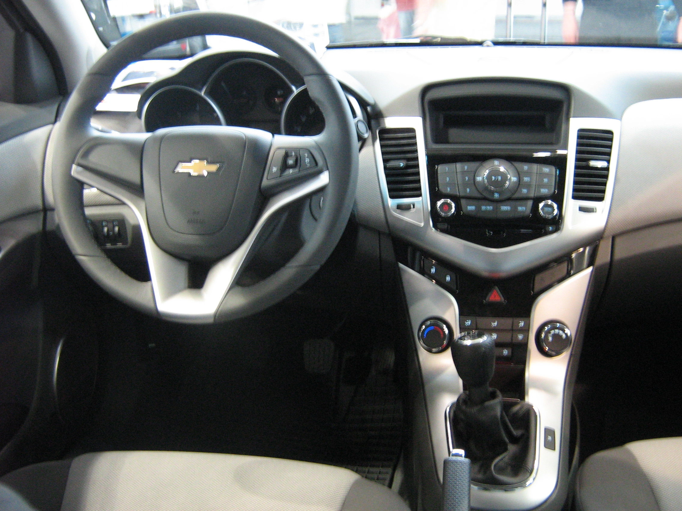 Wallpaper #smjUIJMBSpphPi3-ZS4W483 Filechevrolet Cruze Interior Psm 2009jpg Wikimedia Commons