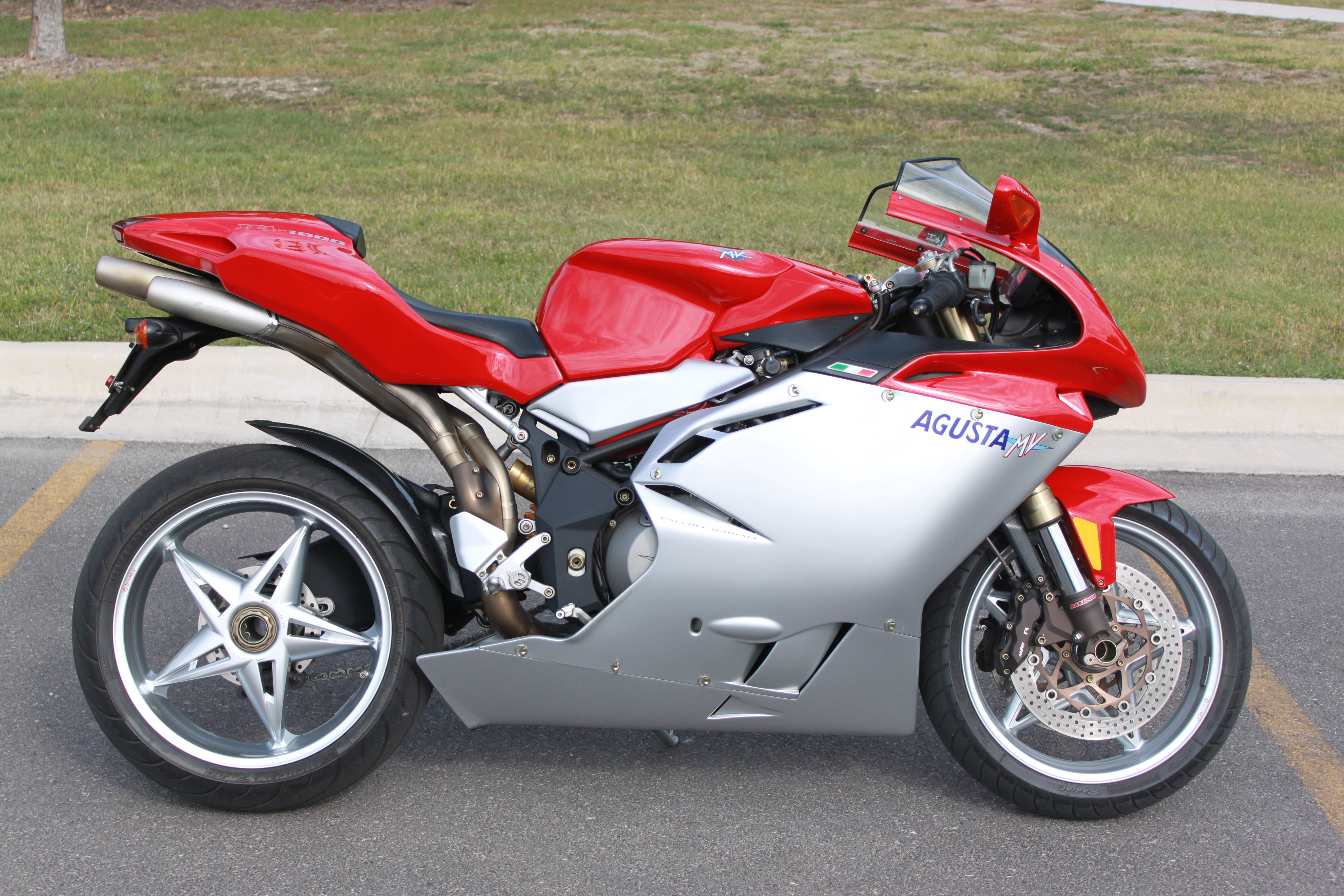 Wallpaper #pWfg9JIBSpphPi3-anyw156 File2006 Mv Agusta F4 1000sjpg Wikimedia Commons