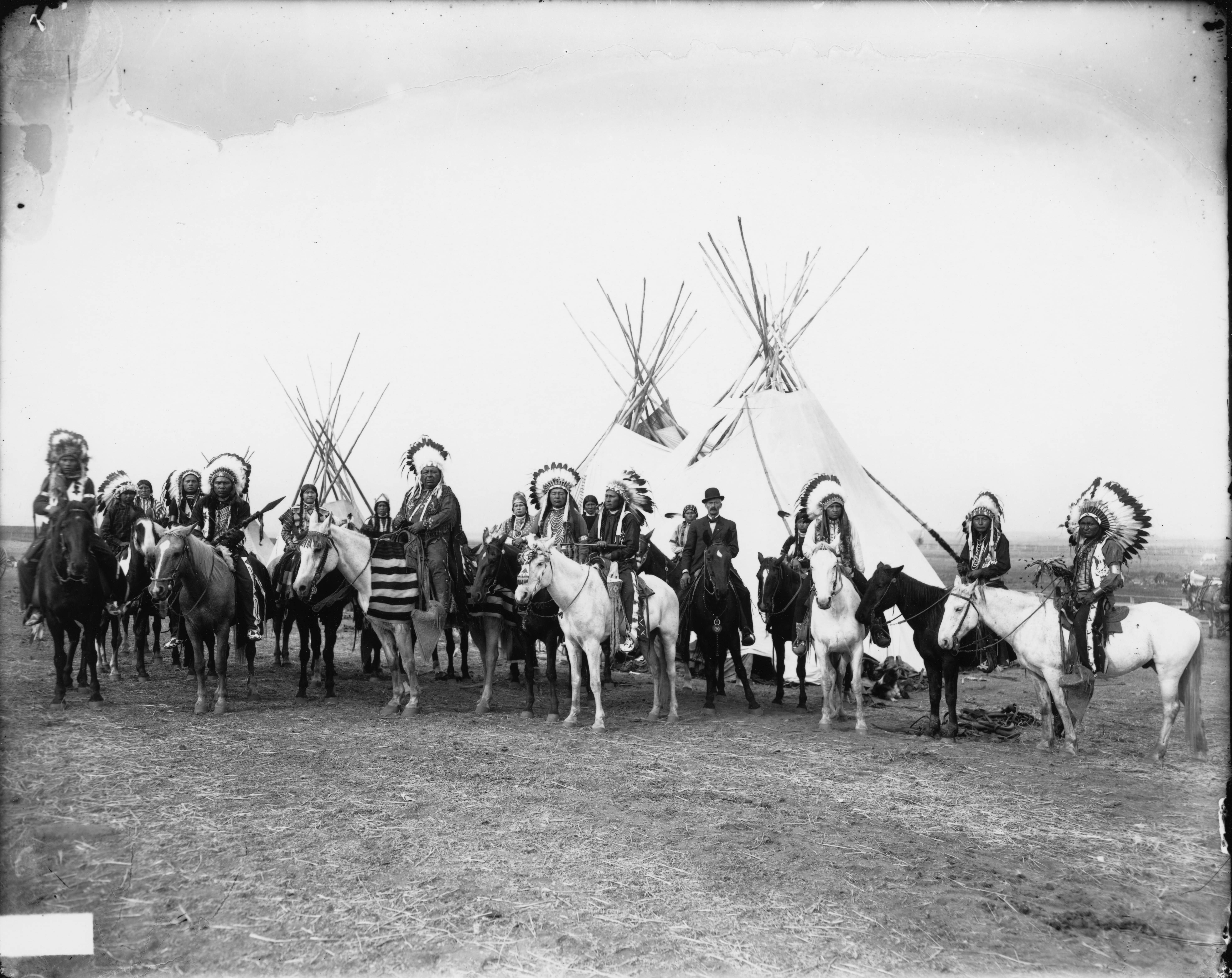 Wallpaper #62gRFJMBSpphPi3-mgIj345 Filecolumbia Plateau Native Americans on Horses 1908 Benjamin Gifford