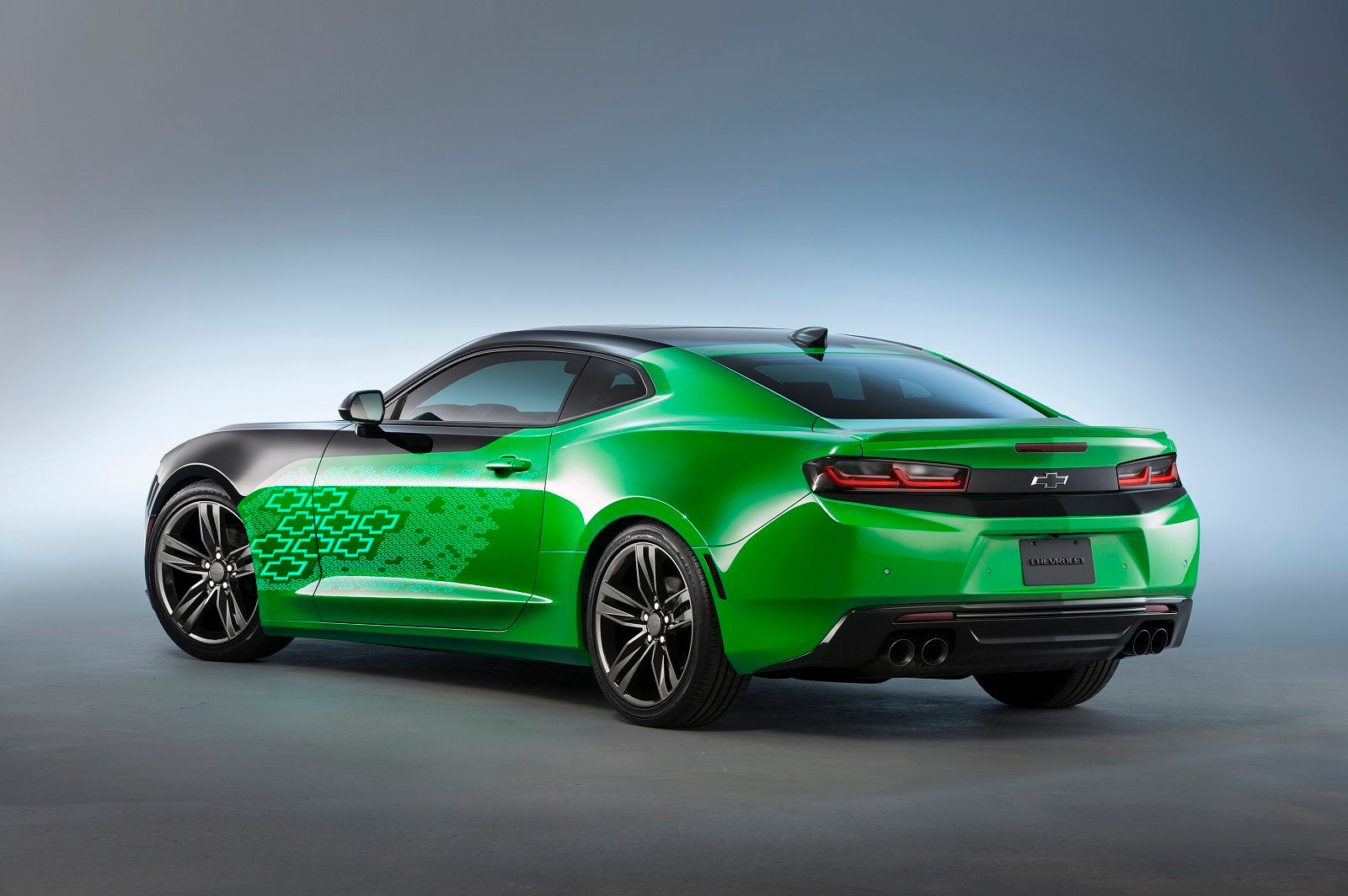 Wallpaper #6xnQHI8BtGB6xQ78H3X742 What a Concept Chevrolet Brings Customized Camaros to Sema