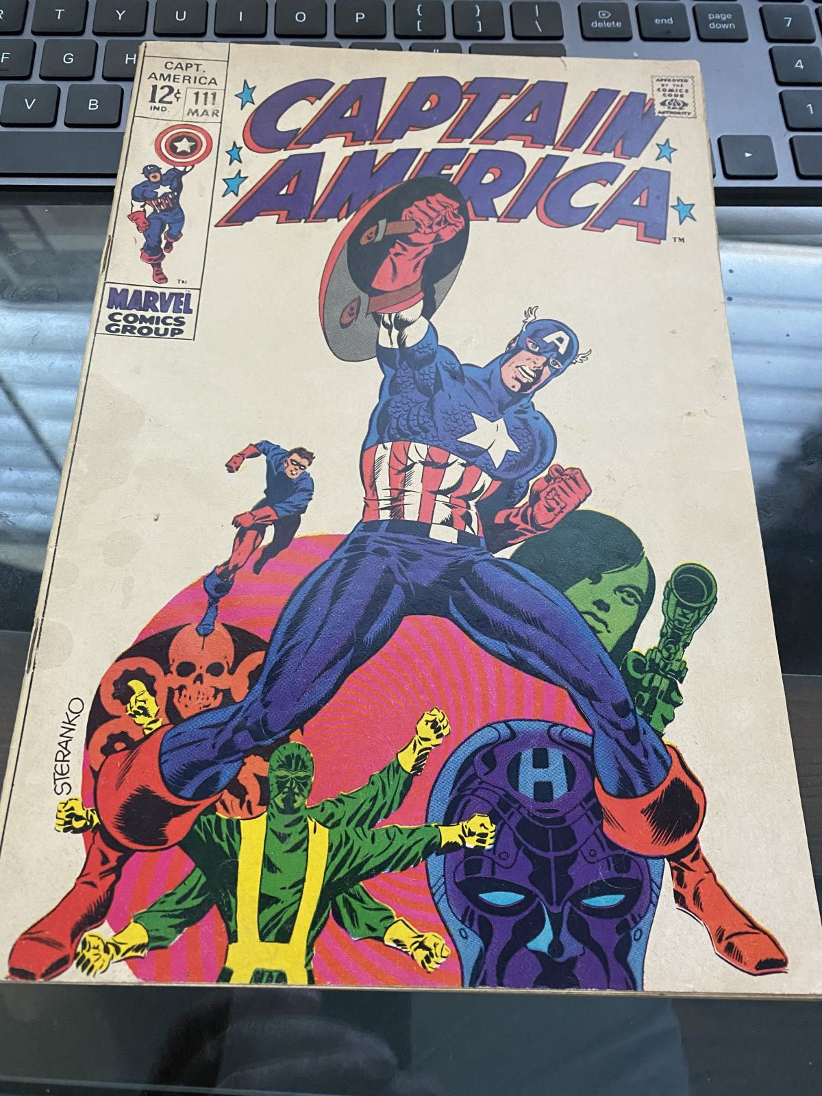 Wallpaper #nmf8B5MBSpphPi3-LMhQ366 Captain America 111 Hey Buddy Can You Spare a Grade Cgc Comic