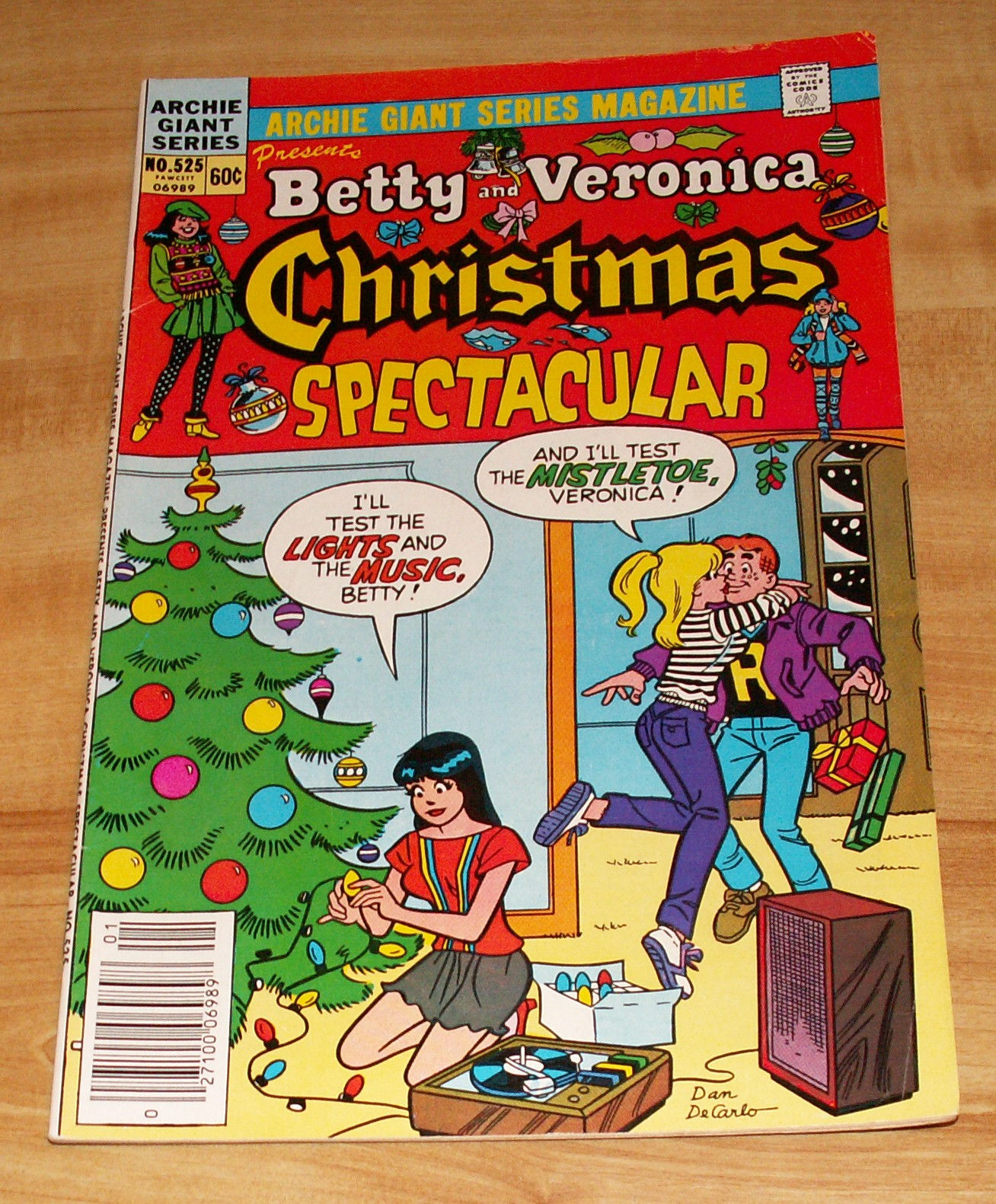 Wallpaper #zTG2NZMB5zzyi_yYsFdD88 Archie Giant Series Betty and Veronica Christmas Comic Book No 525