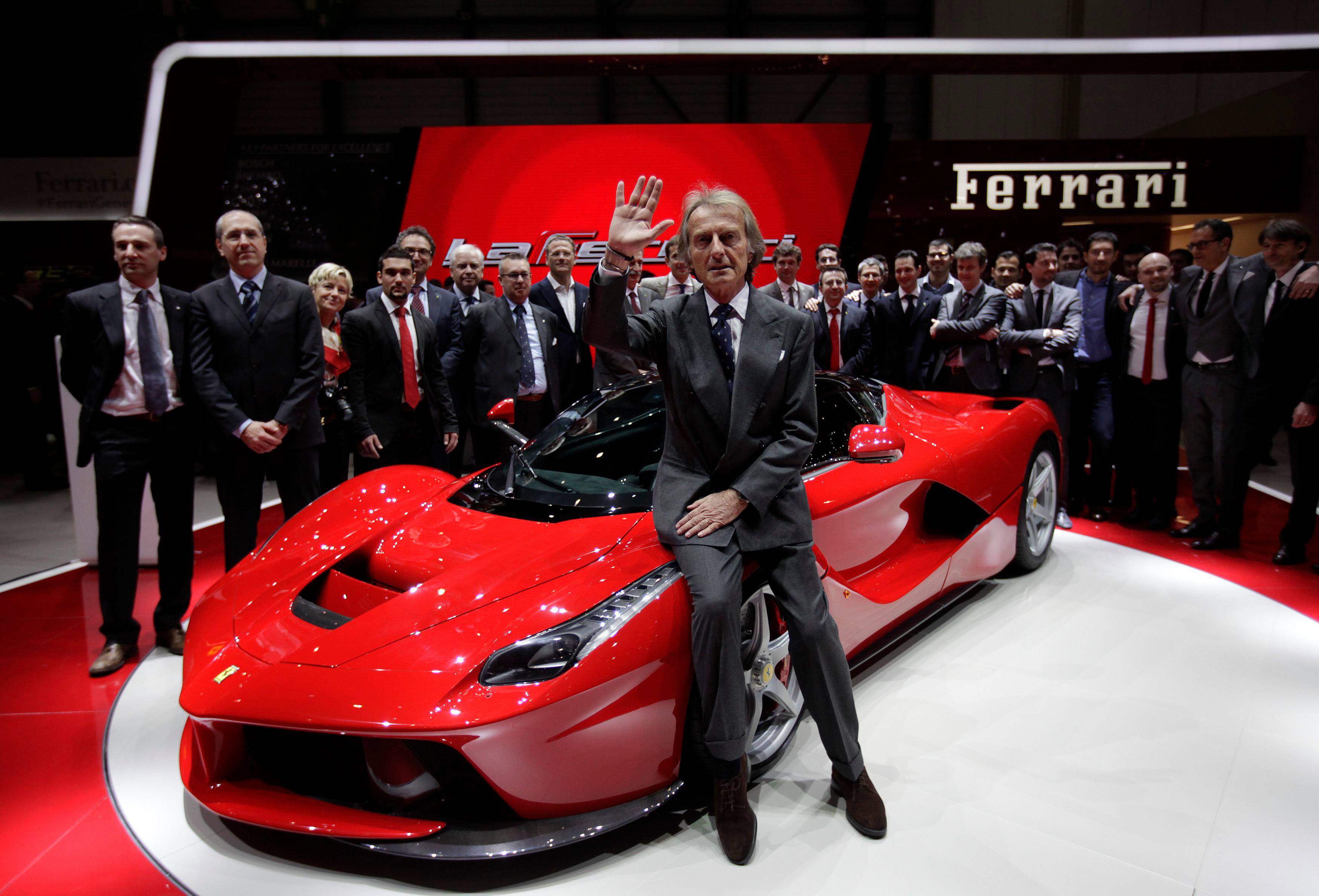 Wallpaper #IamqKZMBMYaX5LKBcdT375 Hyper Hybrid Laferrari Could Redefine Green Cars Dawncom