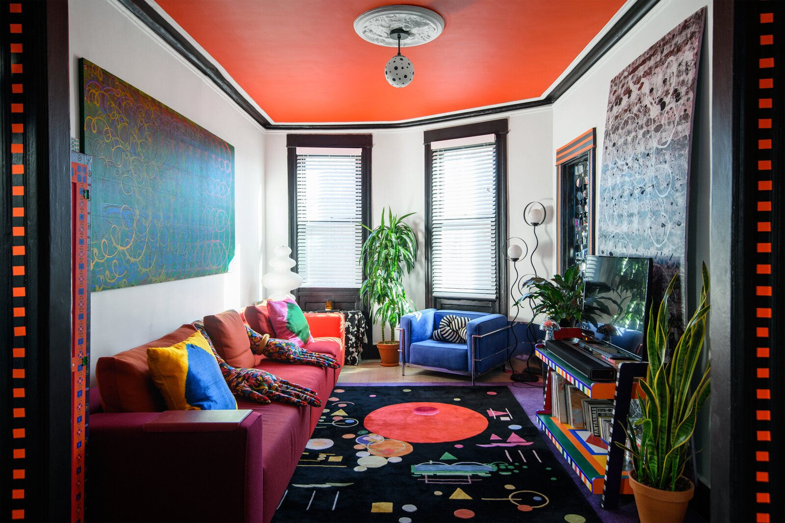 Wallpaper #QIf_MZMBPAdmKxa2_2NZ427 Photo 6 of 13 in a Brooklyn Artist Infuses Her 1000 Square Foot
