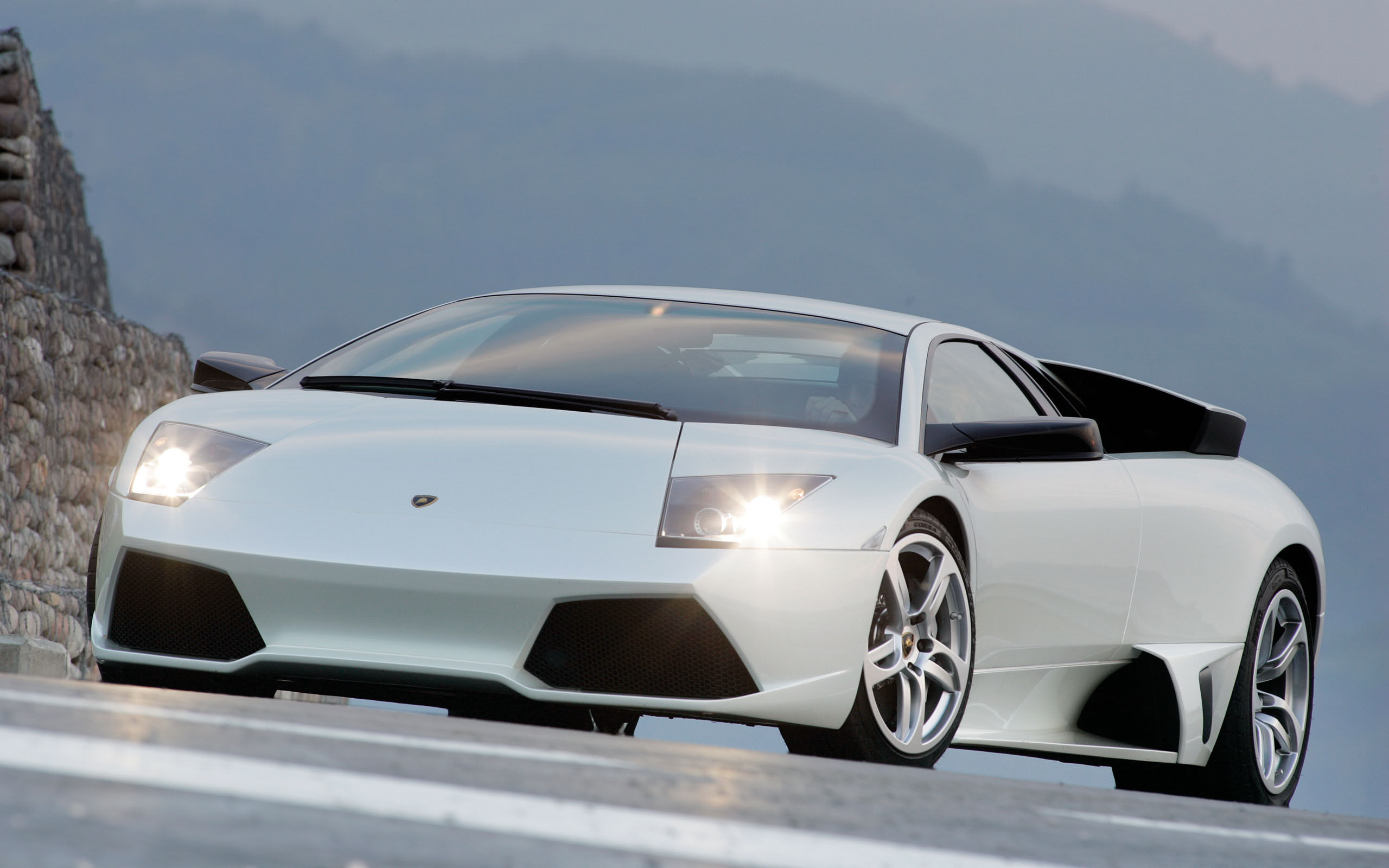 Wallpaper #4RkBNo8BtGB6xQ78Z6Ex47 Lamborghini Murcielago Donnees Techniques Des Voitures Specifications