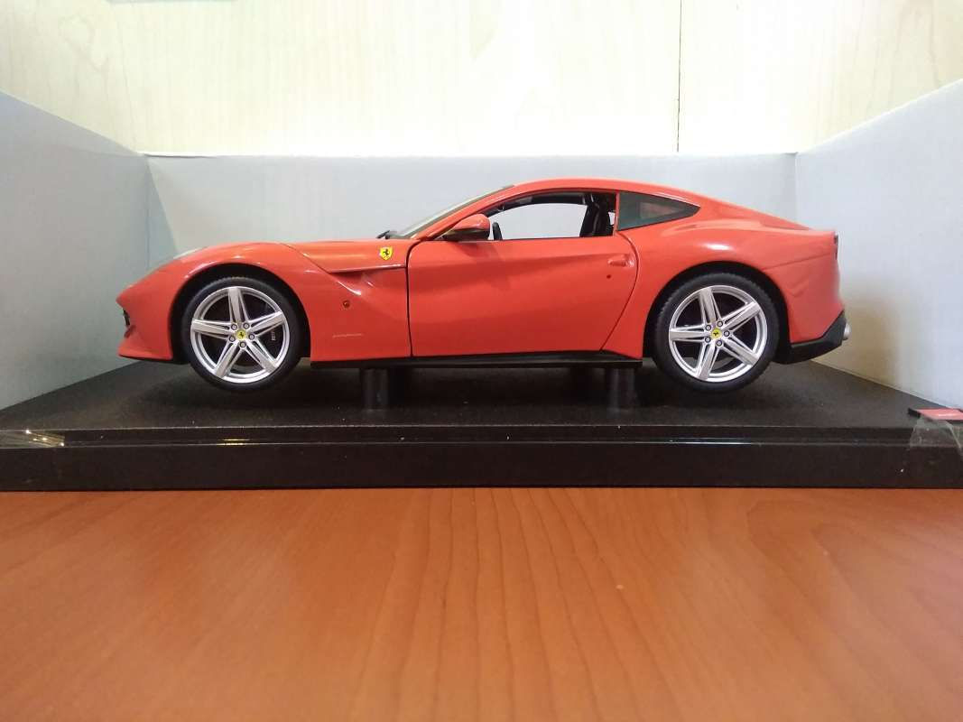 Wallpaper #BUX8m44B7YBJg1BVo6K122 Jual Ferrari F12 Berlinetta 118 Diecast Car Red New Hotwheels Hot