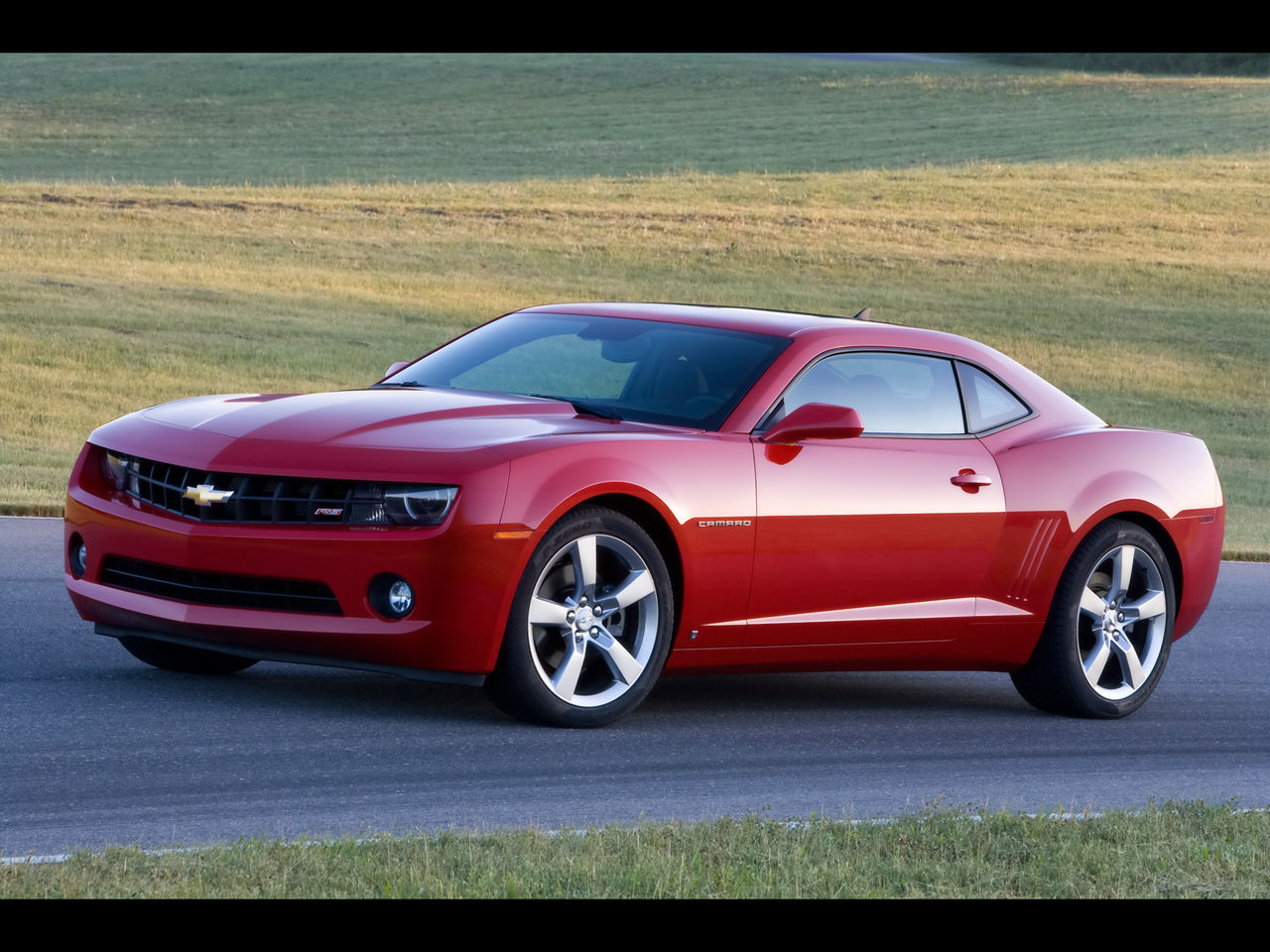 Wallpaper #sxm3HI8BtGB6xQ78J3XP47 Chevrolet Camaro Rs Wallpaper 1280x960 16448