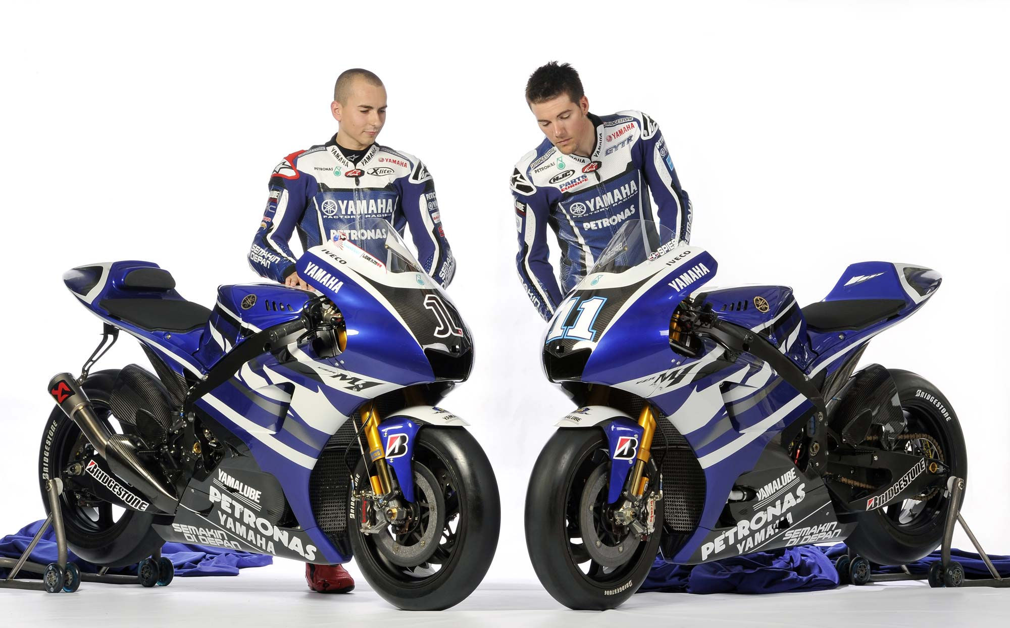 Wallpaper #YGhHGpMBSpphPi3-RRtG183 Yamahas 2011 Motogp Livery Unveiling Asphalt Rubber