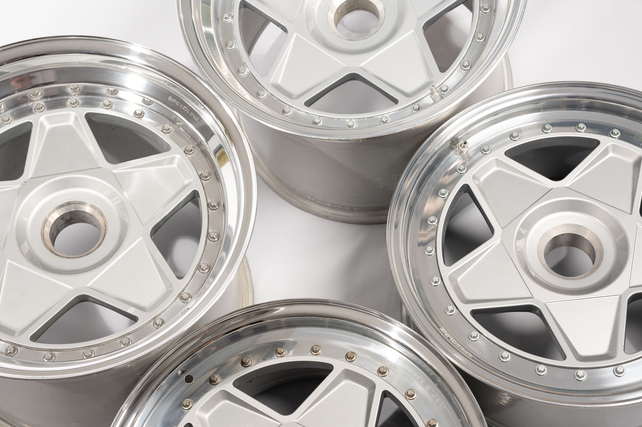 Wallpaper #HXODgo4BFI5NbQksXhk-15 Ferrari F40 Wheels Set of Speedline Alloys