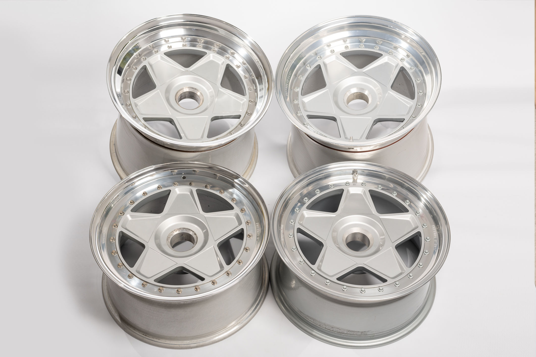 Wallpaper #HXODgo4BFI5NbQksXhk-9 Ferrari F40 Wheels Set of Speedline Alloys