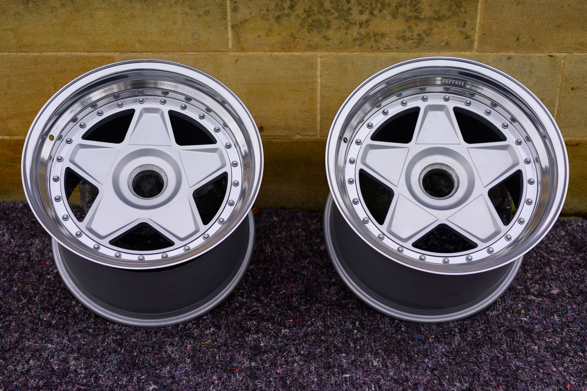 Wallpaper #HXODgo4BFI5NbQksXhk-16 Ferrari F40 Wheels Set of Restored Alloy Wheels