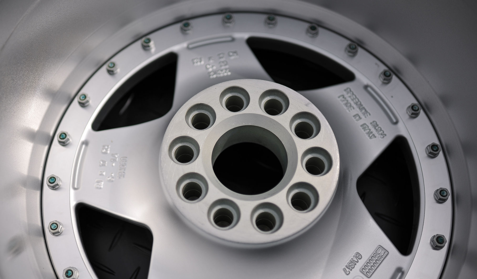 Wallpaper #HXODgo4BFI5NbQksXhk-14 Ferrari F40 Wheels Set of New Alloy Wheels