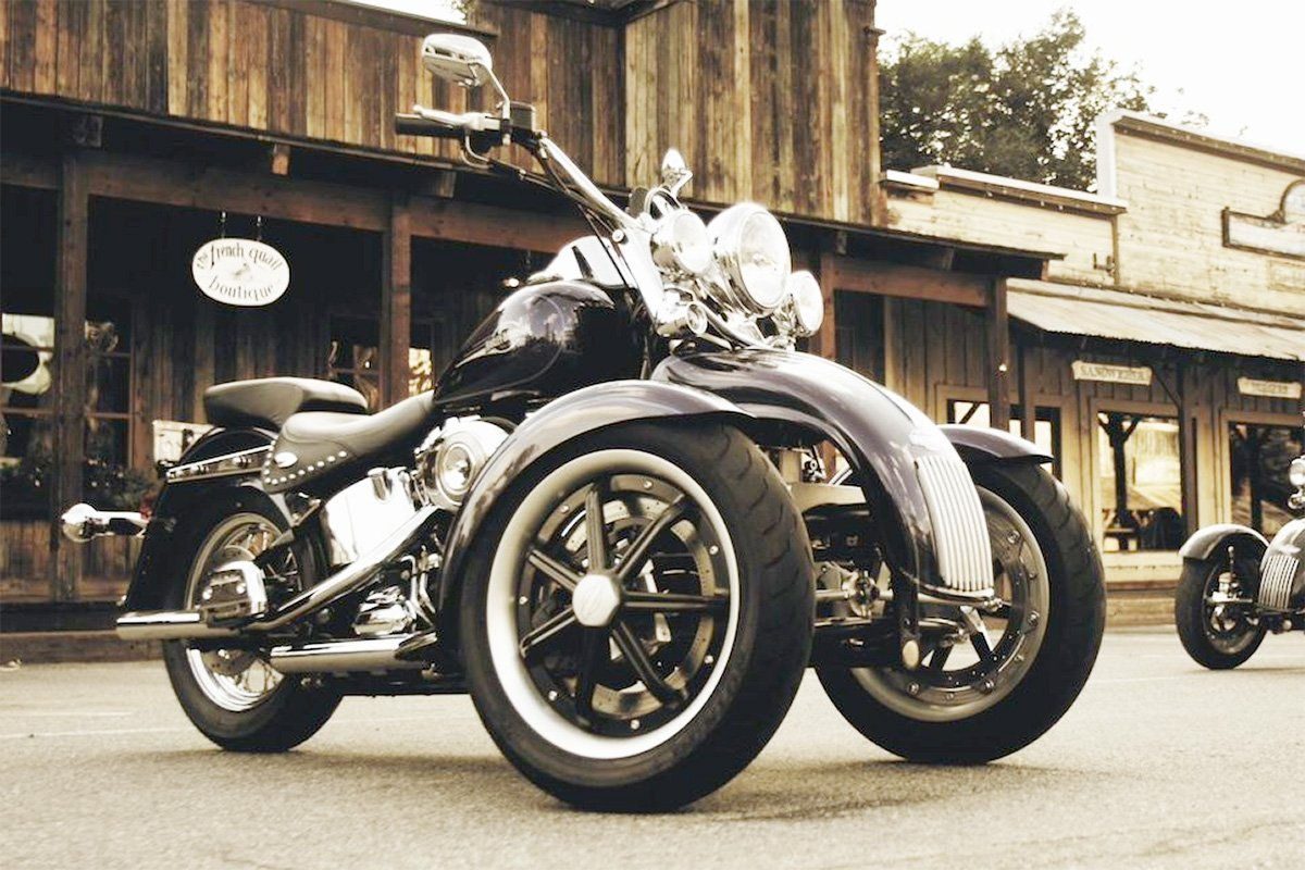 Wallpaper #82dECpMBSpphPi3-V9PH44 The Three Wheel Motorcycle Conversion That Lets You Lean