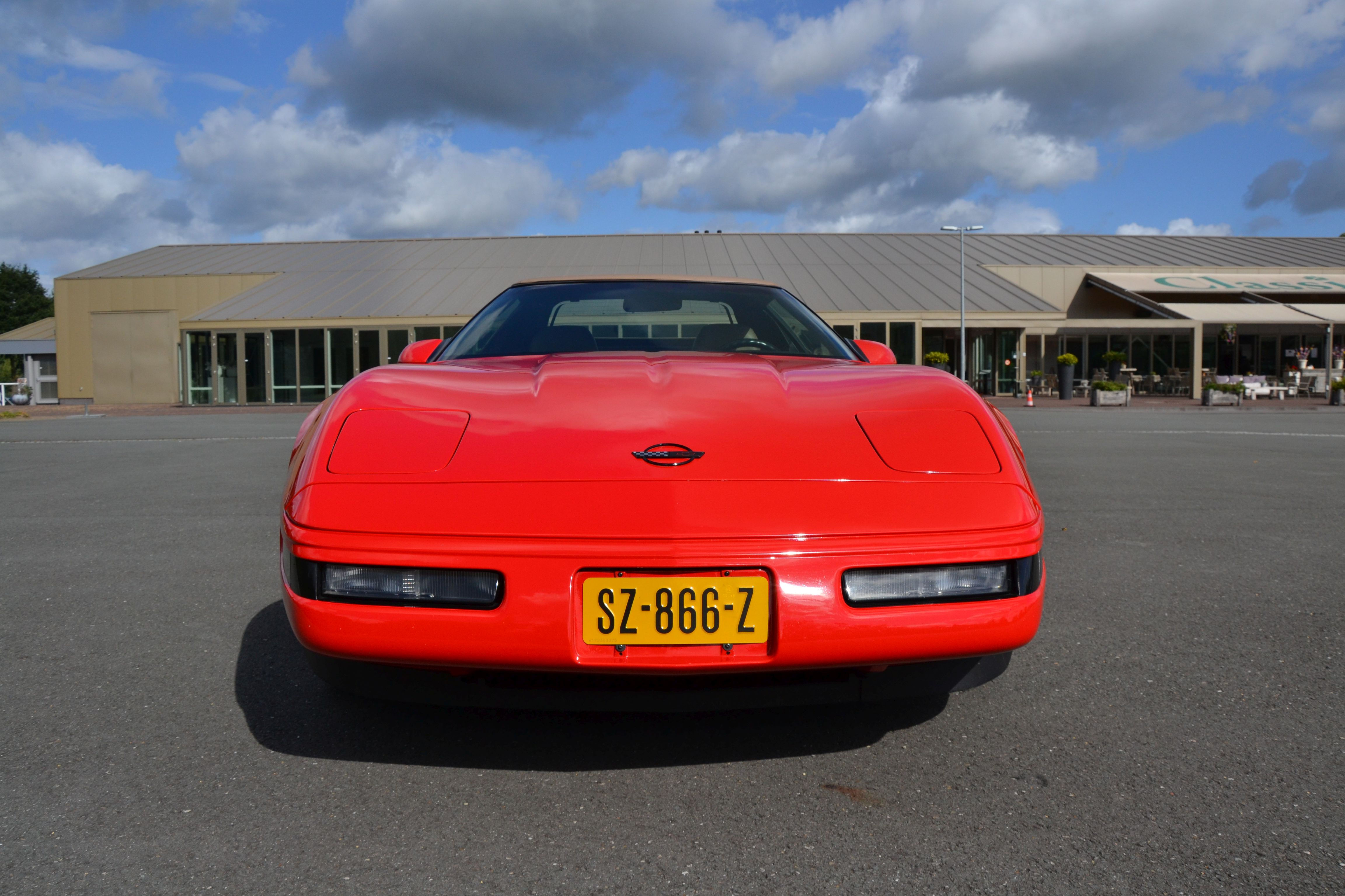 Wallpaper #-Gd-AZMBSpphPi3-aqp570 Classic Park Cars Chevrolet Corvette C4 Lt1