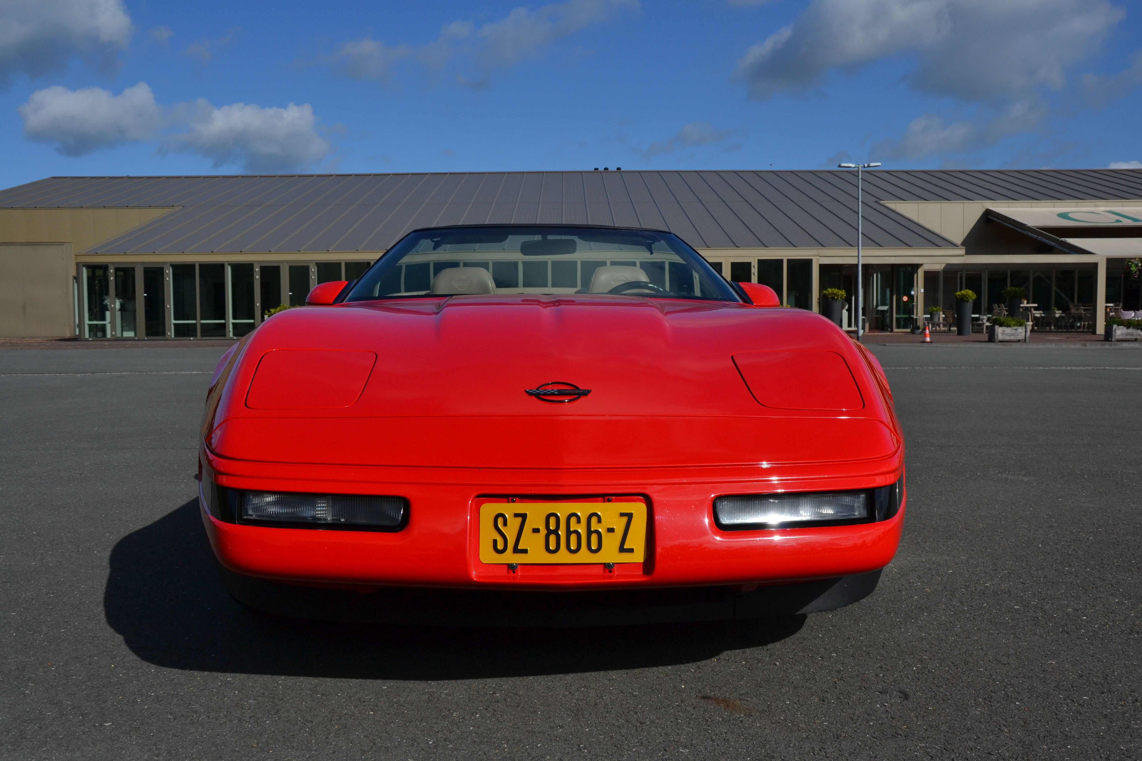 Wallpaper #-Gd-AZMBSpphPi3-aqp5147 Classic Park Cars Chevrolet Corvette C4 Lt1