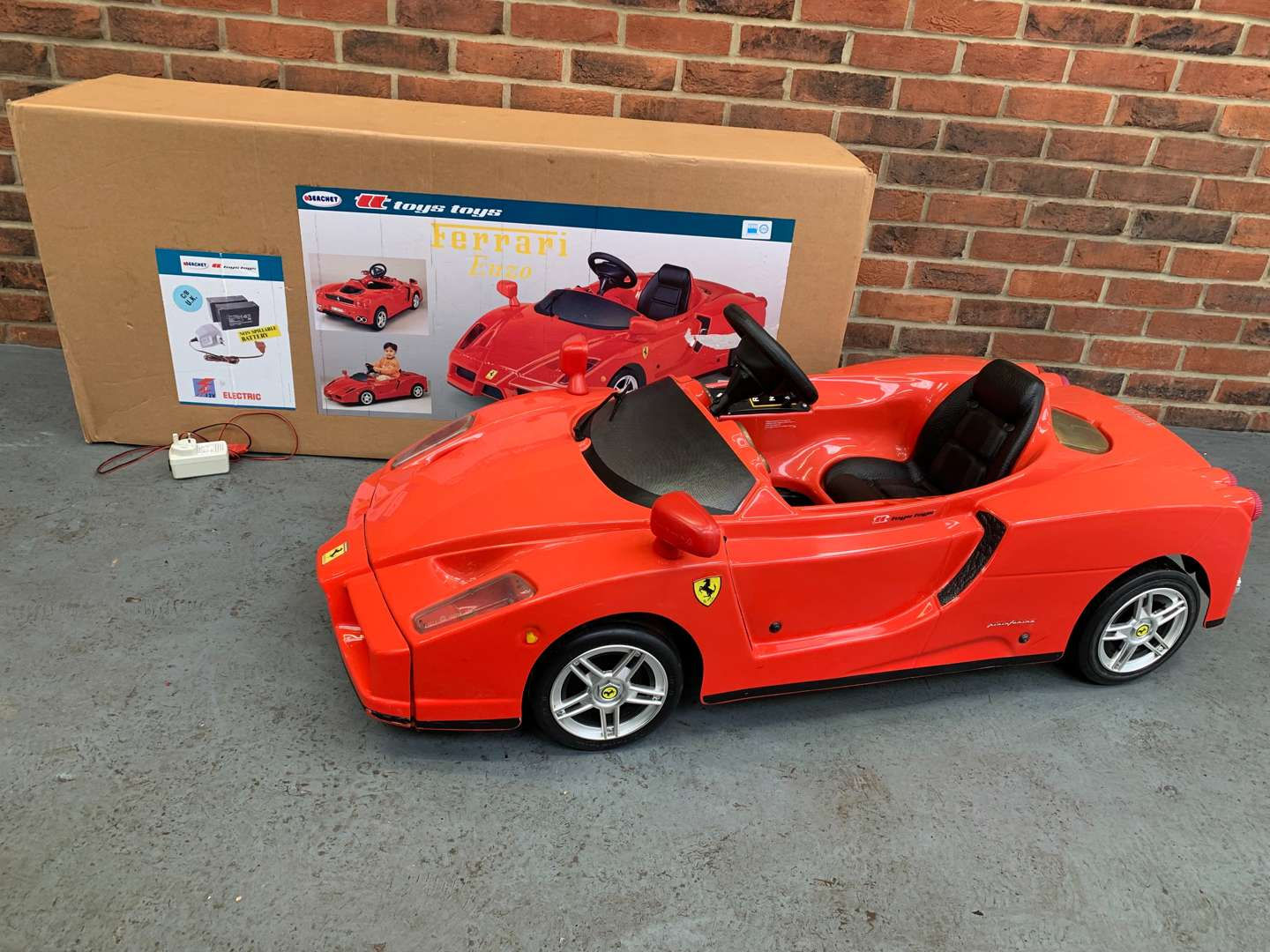 Wallpaper #O2fS_ZIBSpphPi3-u52G123 Toys Toys Battery Operated Childs Ferrari Enzo Car Saturday 1st