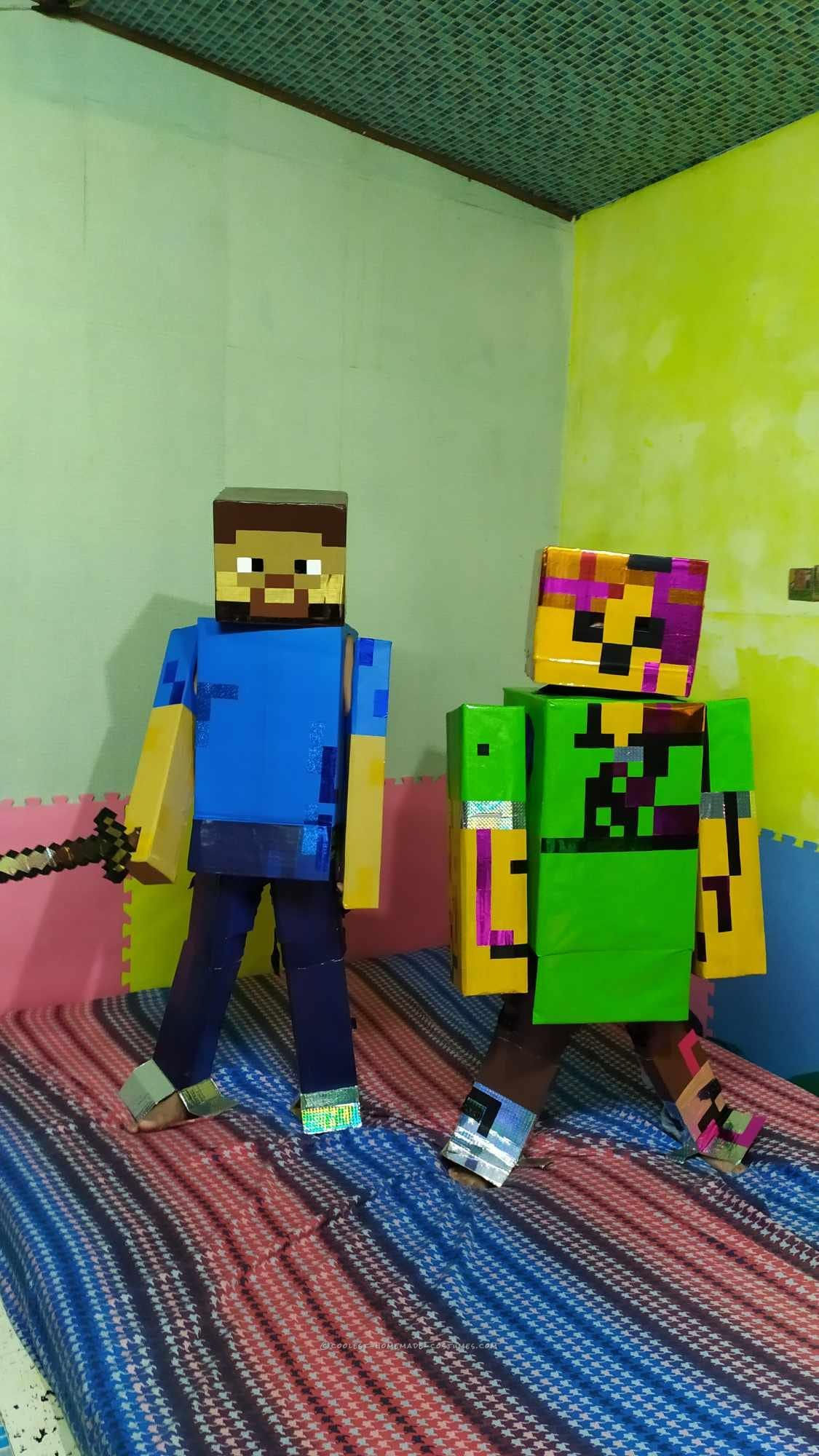 Wallpaper #a2coCpMBSpphPi3-tNPo12 Minecraft Takes Over Halloween Crafting Herobrine and Giant Alex Costumes