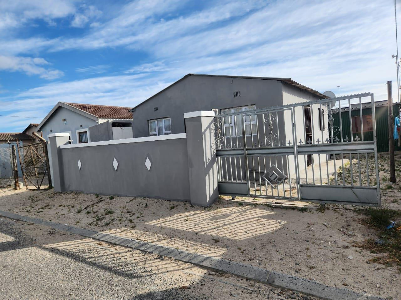 Wallpaper #Dbiz25IBJvJKYCmE9fje443 2 Bedroom House in Umrhabulo Triangle for Sale R399000 2329513