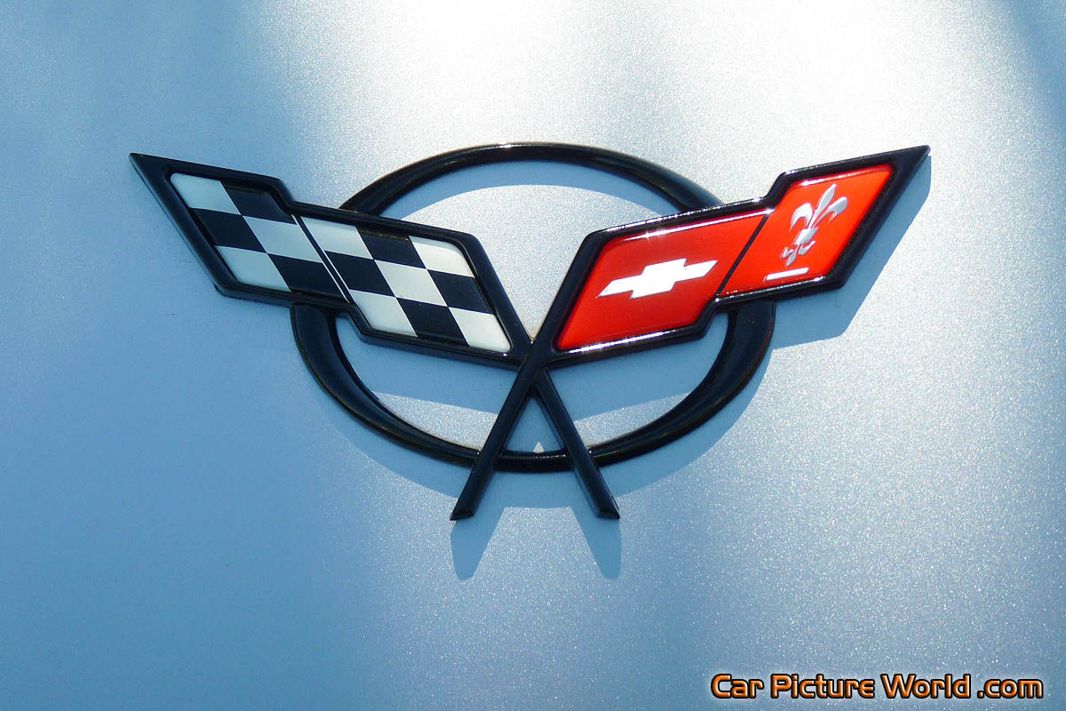 Wallpaper #7hnWHY8BtGB6xQ78L3f556 2001 Z06 Corvette Front Emblem