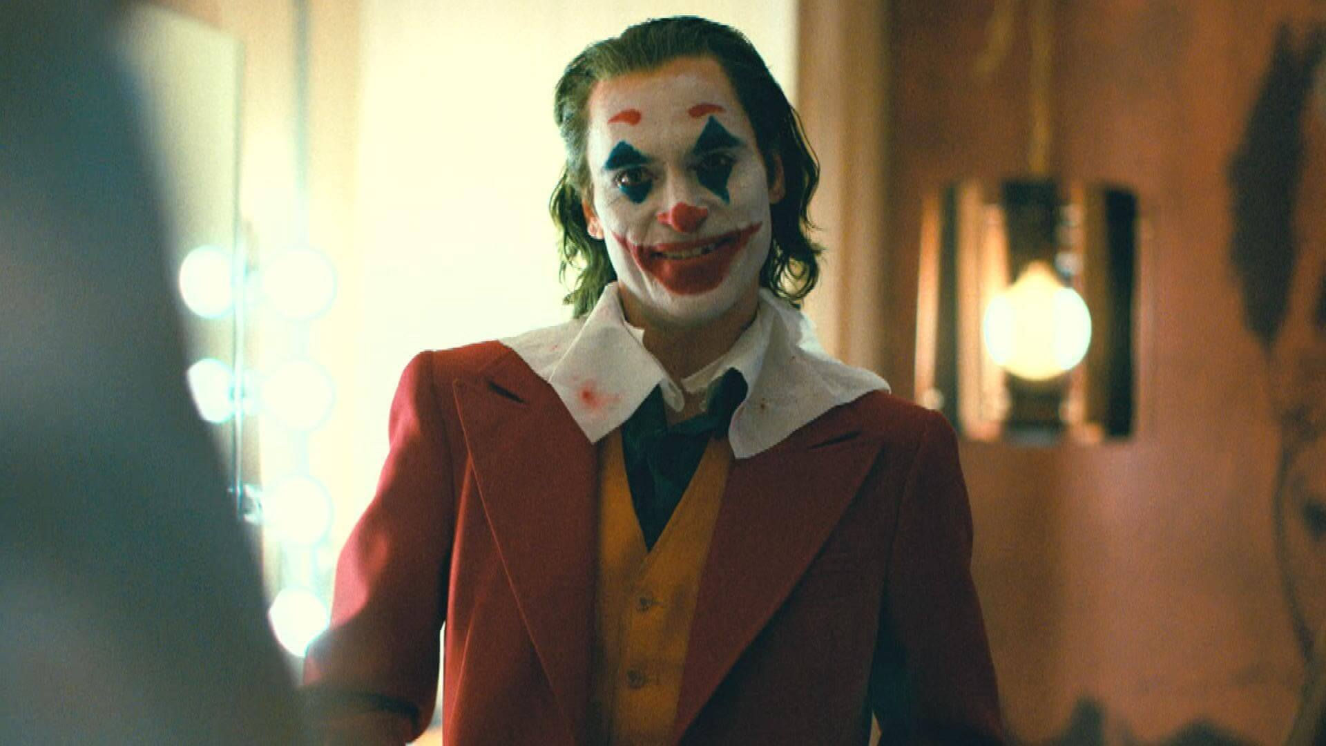 Wallpaper #ju9MTJMBMN-XEVvVDj3L106 Joker Movie Review Todd Phillips and Joaquin Phoenix Humanize Chaos