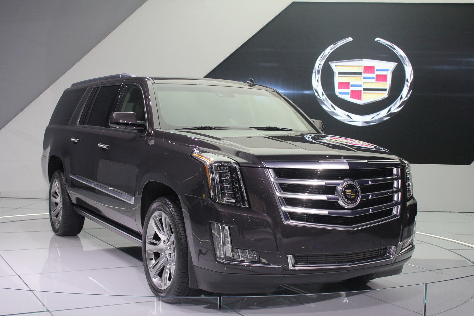 Wallpaper #OuquVZMBlwTYPL18rA5u23 Report Gm Beefs Up Security on Suvs to Offer Special Security Package