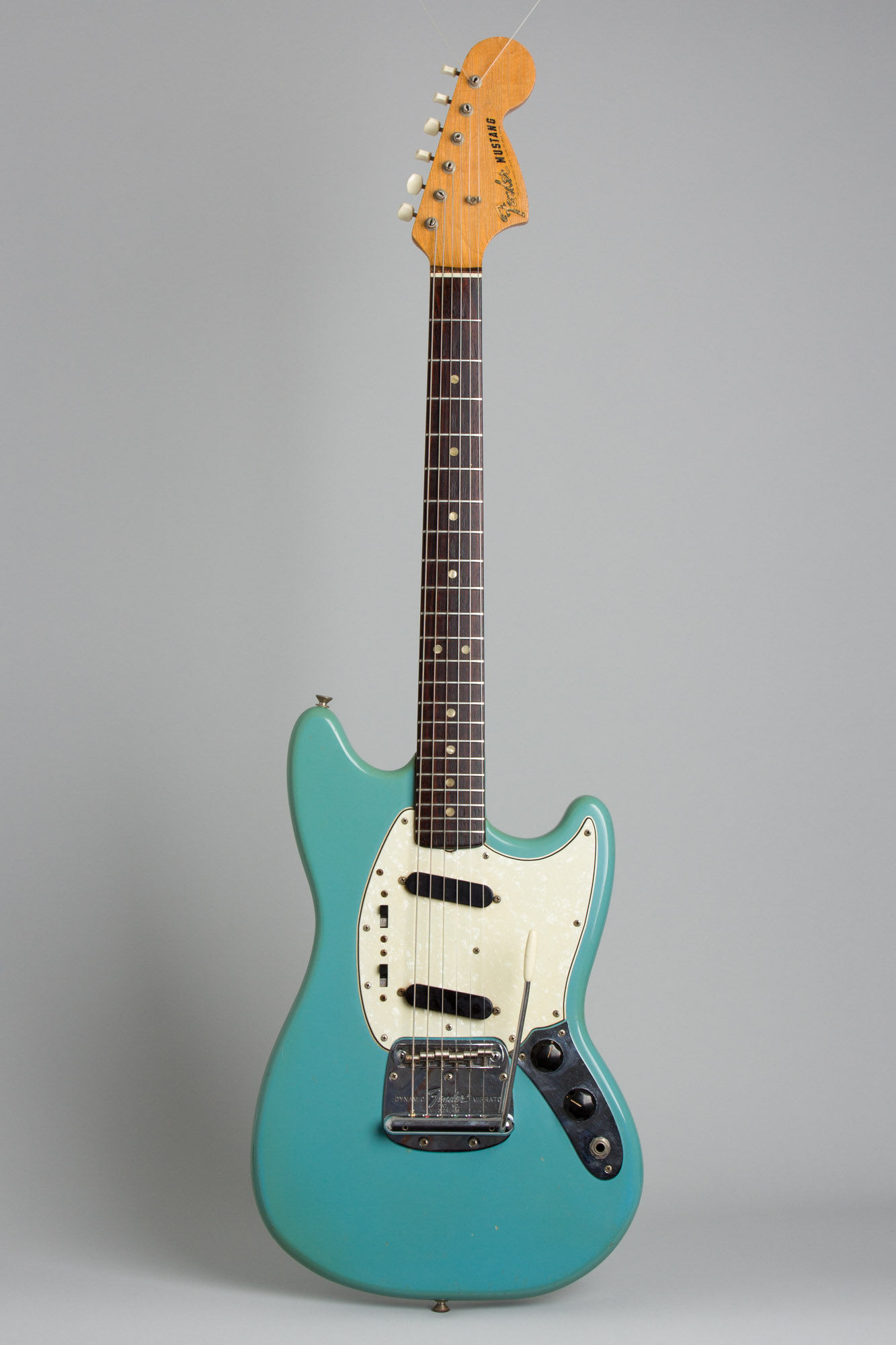 Wallpaper #Ybk13pIBJvJKYCmEbwR4154 Fender Mustang Wikipedia Atelier Yuwaciaojp