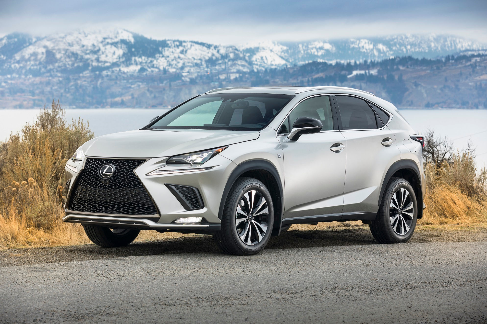 Wallpaper #Pu_TS5MBMN-XEVvVXTzo185 Sophisticated Style Meets Uncompromising Luxury the Refreshed Lexus Nx