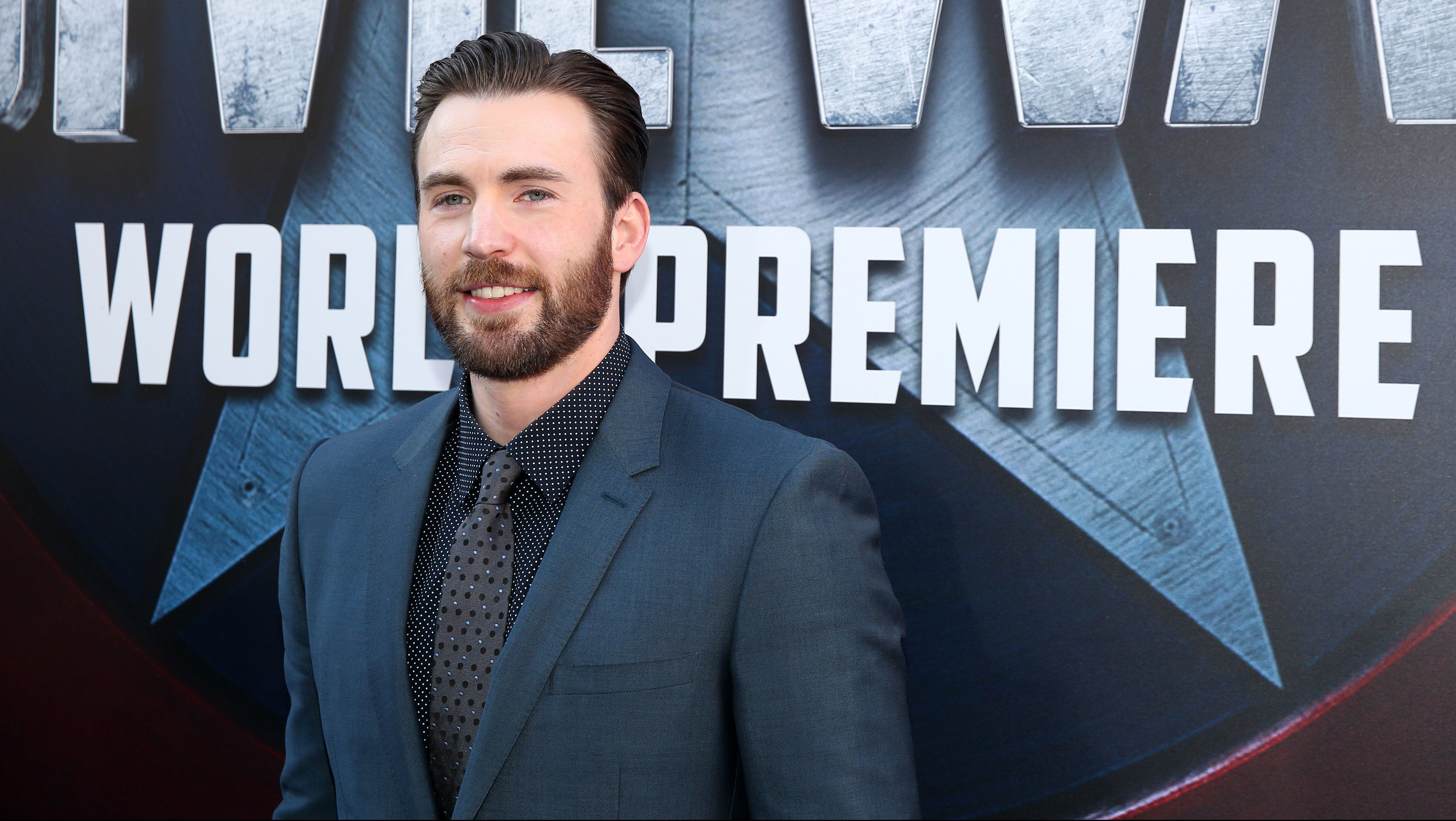 Wallpaper #71840 Interazione Tra Chris Evans E Scarlett Johansson Sui Social Media Tiktok