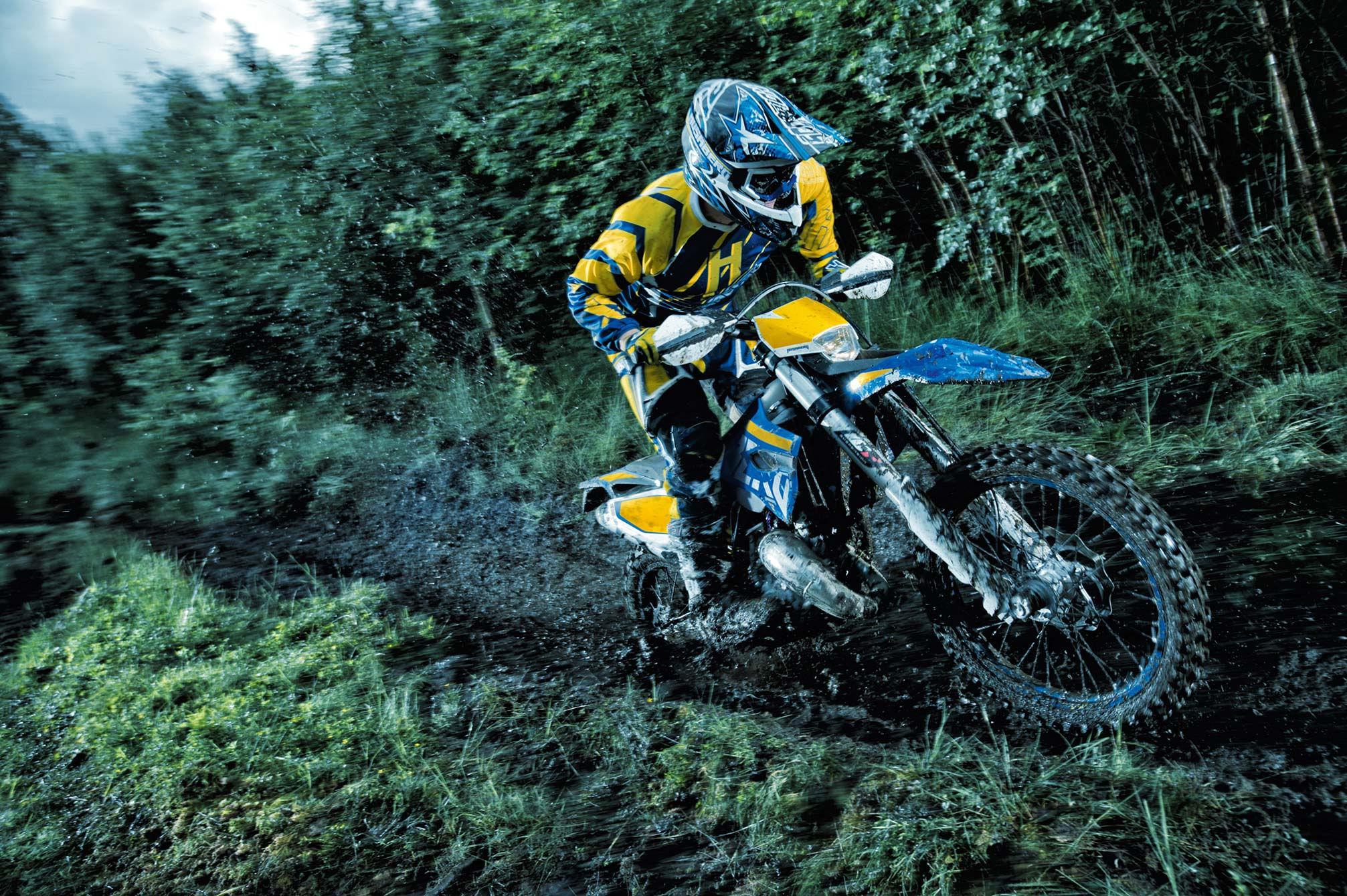 Wallpaper #3mjsFZMBSpphPi3-wAnL188 Free Download Free HD Dirt Bike Wallpapers 2013x1340 for Your Desktop