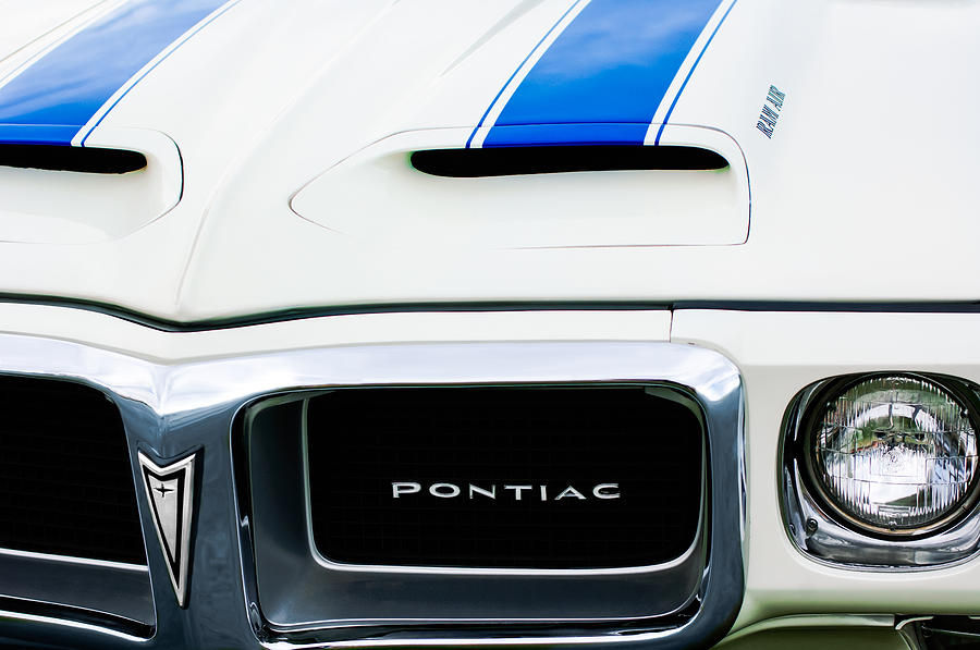 Wallpaper #27nm3ZIBJvJKYCmENgI3197 1969 Pontiac Trans Am Grille Emblem Photograph by Jill Reger Fine Art