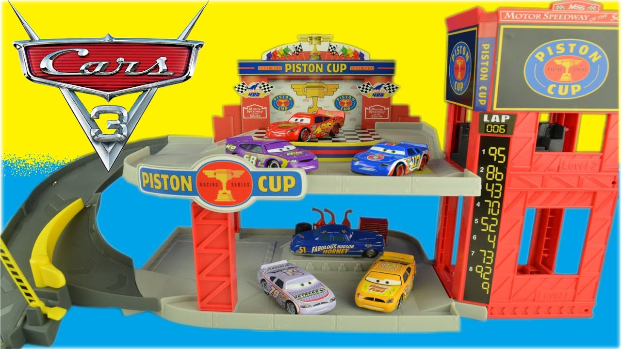 Wallpaper #a7iT25IBJvJKYCmEwfcI230 Disney Cars 3 Toys Piston Cup Racing Garage Story Set Lightning Mcqueen