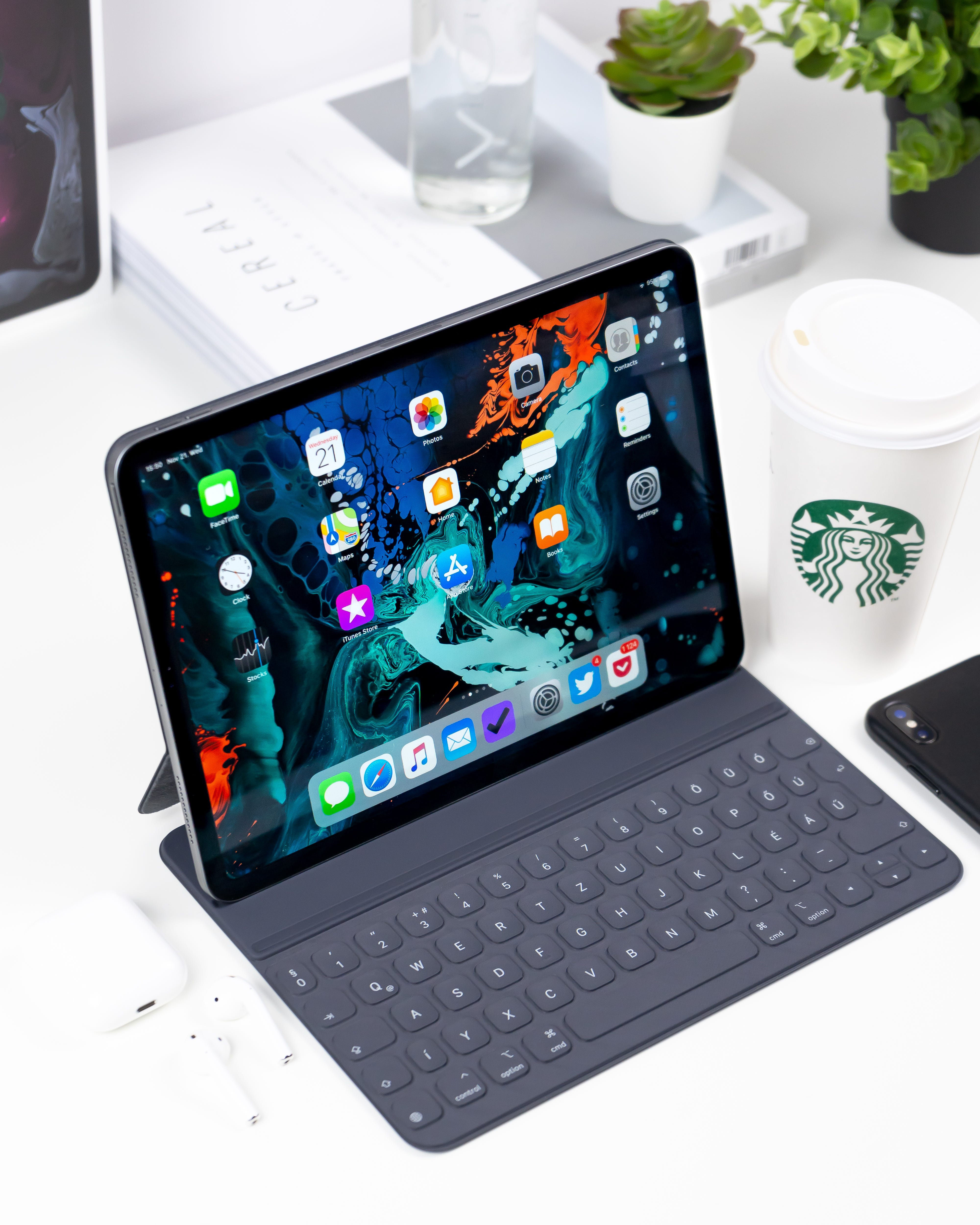 Wallpaper #DWdQEpMBSpphPi3-gvu6311 How the 3rd Gen iPad Pro Improved My Productivity by Derny Augustin