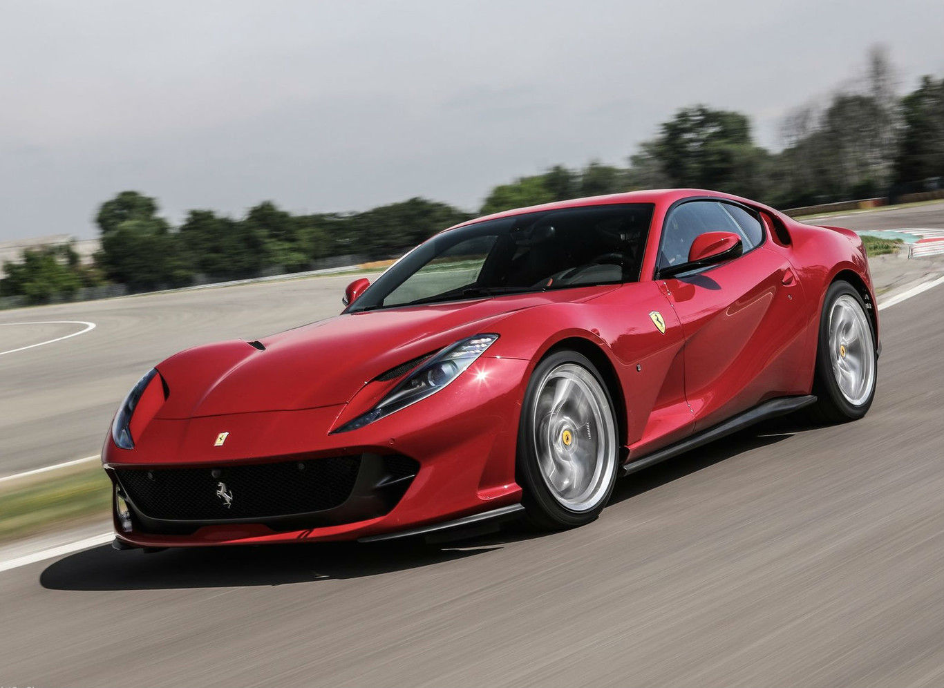 Wallpaper #5hlzI48BtGB6xQ780IP129 Ferrari 812 Superfast Tendra Version Convertible