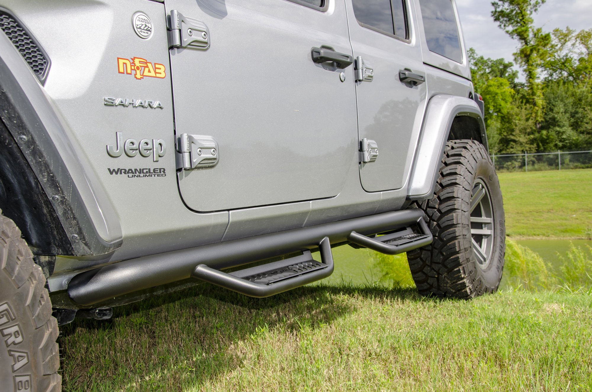 Wallpaper #4664c Mopar Factory Sahara Side Steps for 18 Up Jeep Wrangler Jl Unlimited