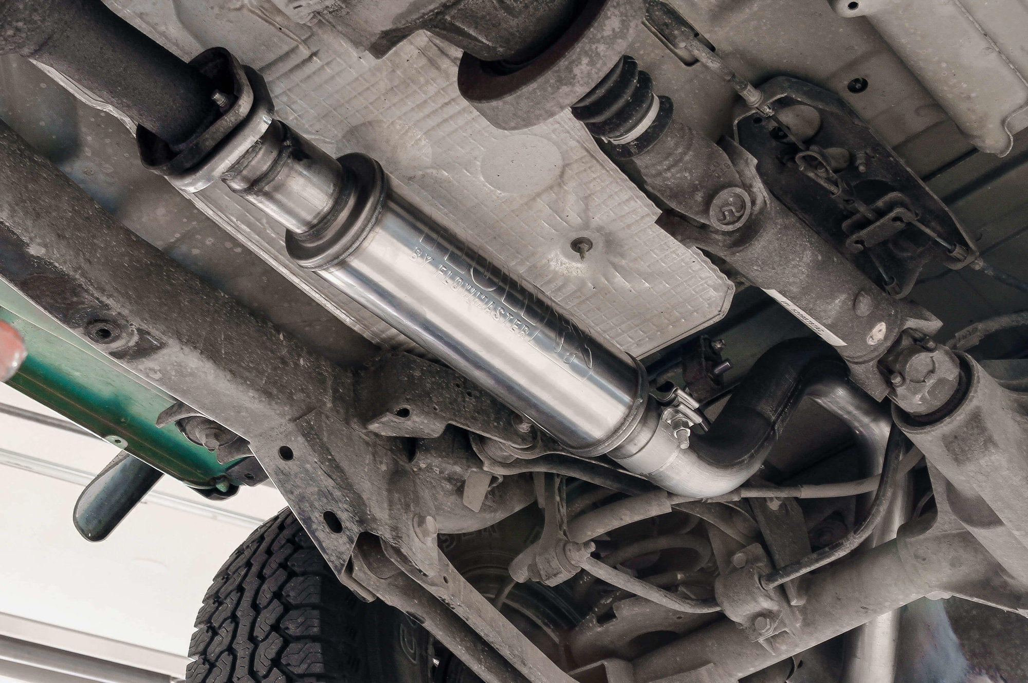 Wallpaper #ZGev7JIBSpphPi3-wVRN275 Jeep Wrangler Exhaust System