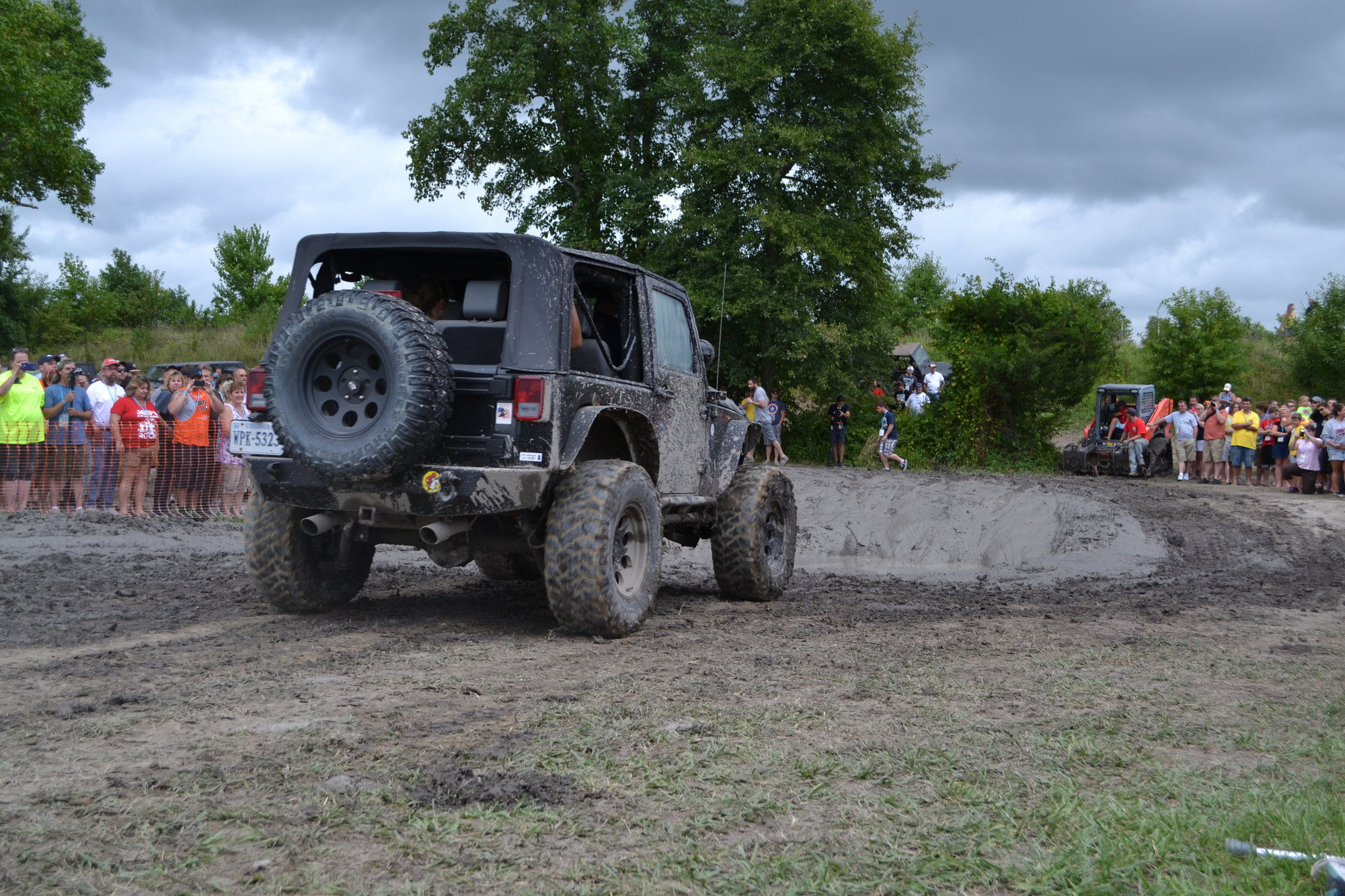 Wallpaper #3RkkGI8BtGB6xQ78cXAa55 2014 Ocean City Jeep Week Jeep Jam Mud Pit Quadratec