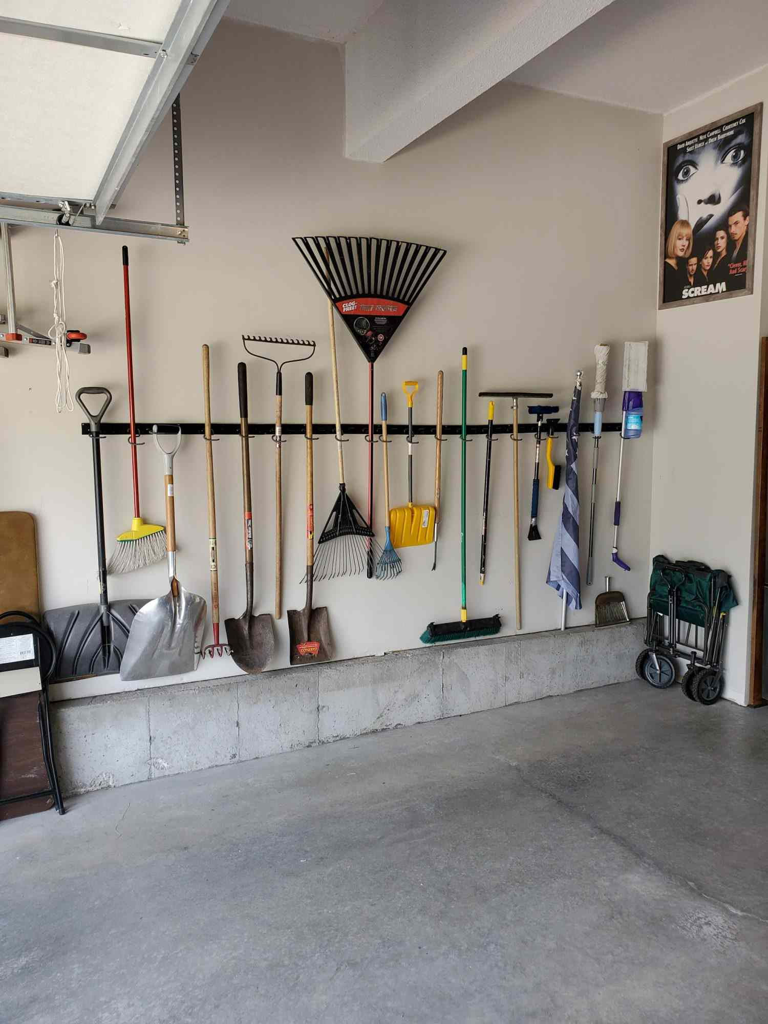 Wallpaper #DjsacZcBSWmA-tzpc5B-155 Cool and Clean Garage Storage Ideas