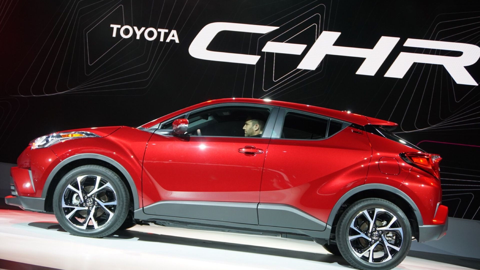 Wallpaper #GGen-ZIBSpphPi3--I4585 Another Tiny SUV No Awd for 2018 Toyota C Hr Subcompact Crossover