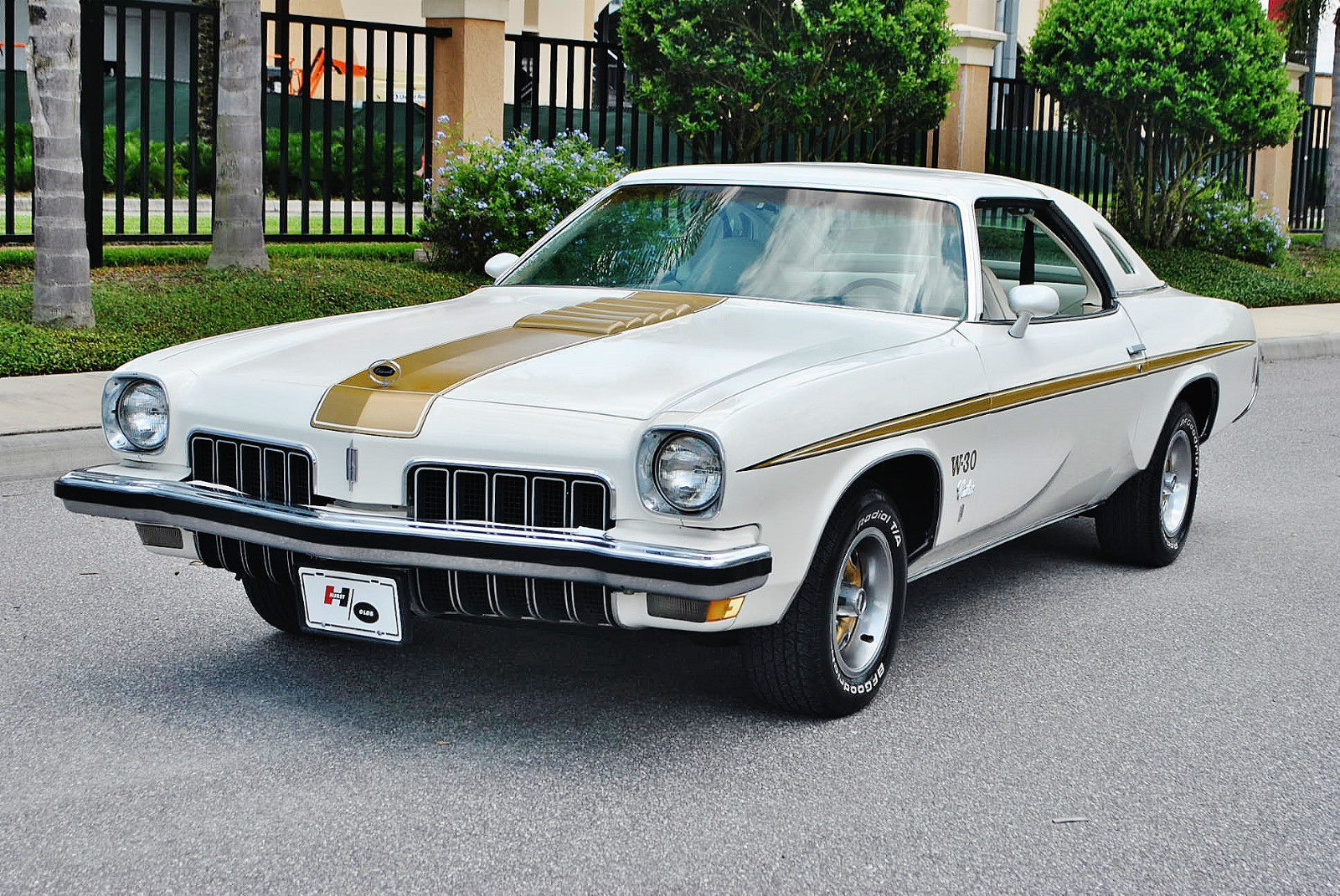 Wallpaper #J__VZ5MB3lSXT3zUqOOy157 1973 Oldsmobile Cutlass Hurst T Tops Swivel Buckets Call Dan 863 370