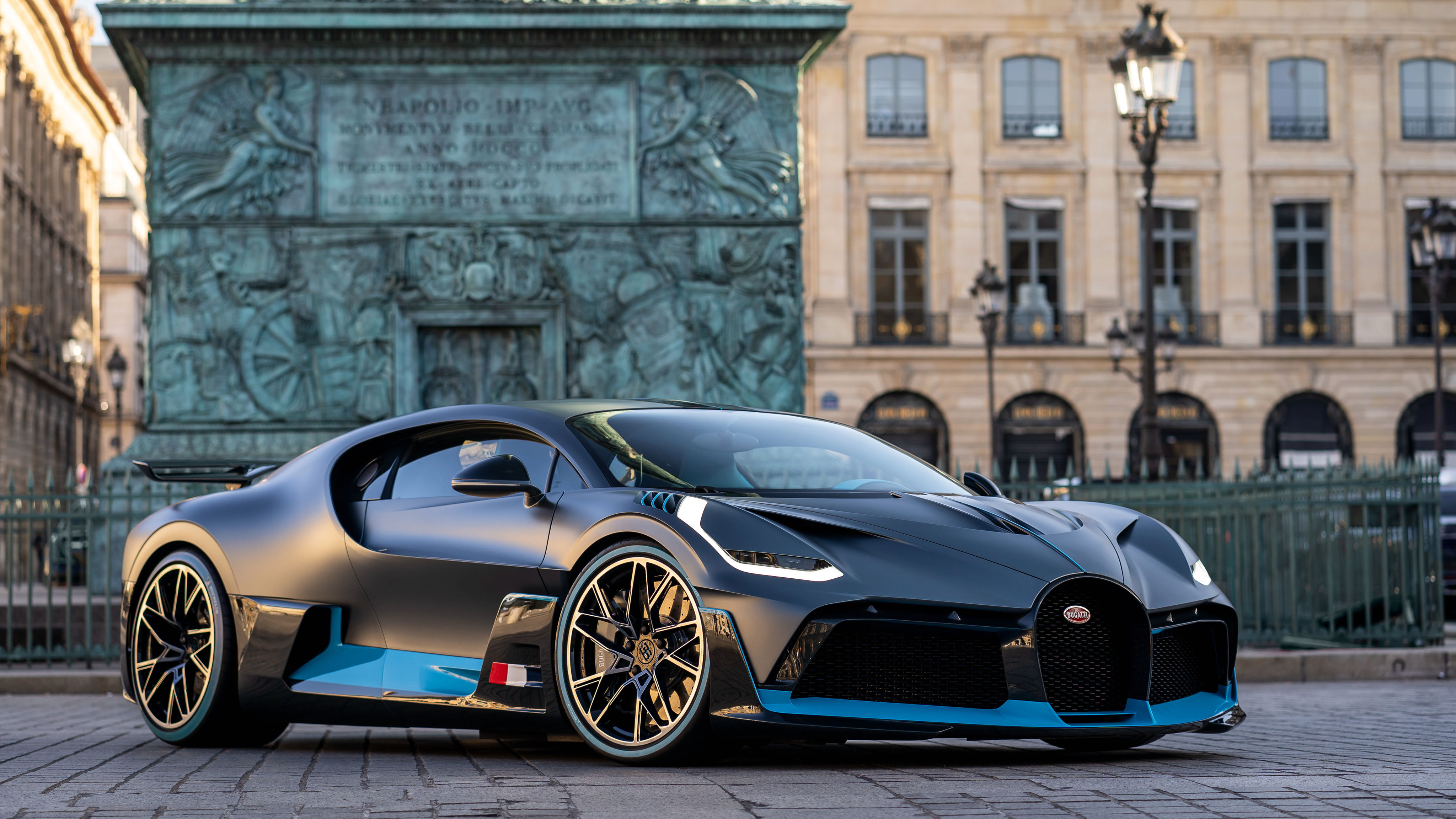 Wallpaper #IX2N844Bnwiau_P6HQ1510 2018 Bugatti Divo Front 4K HD Cars 4K Wallpapers Images Backgrounds