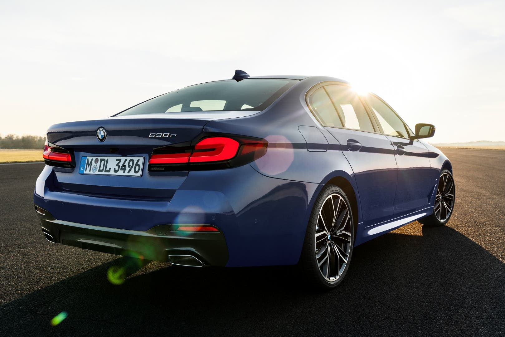 Wallpaper #GHSE0I4B_8f4nGFafnXG16 BMW is Working on an Electric M5 with More Than 1000 Hp of Power the