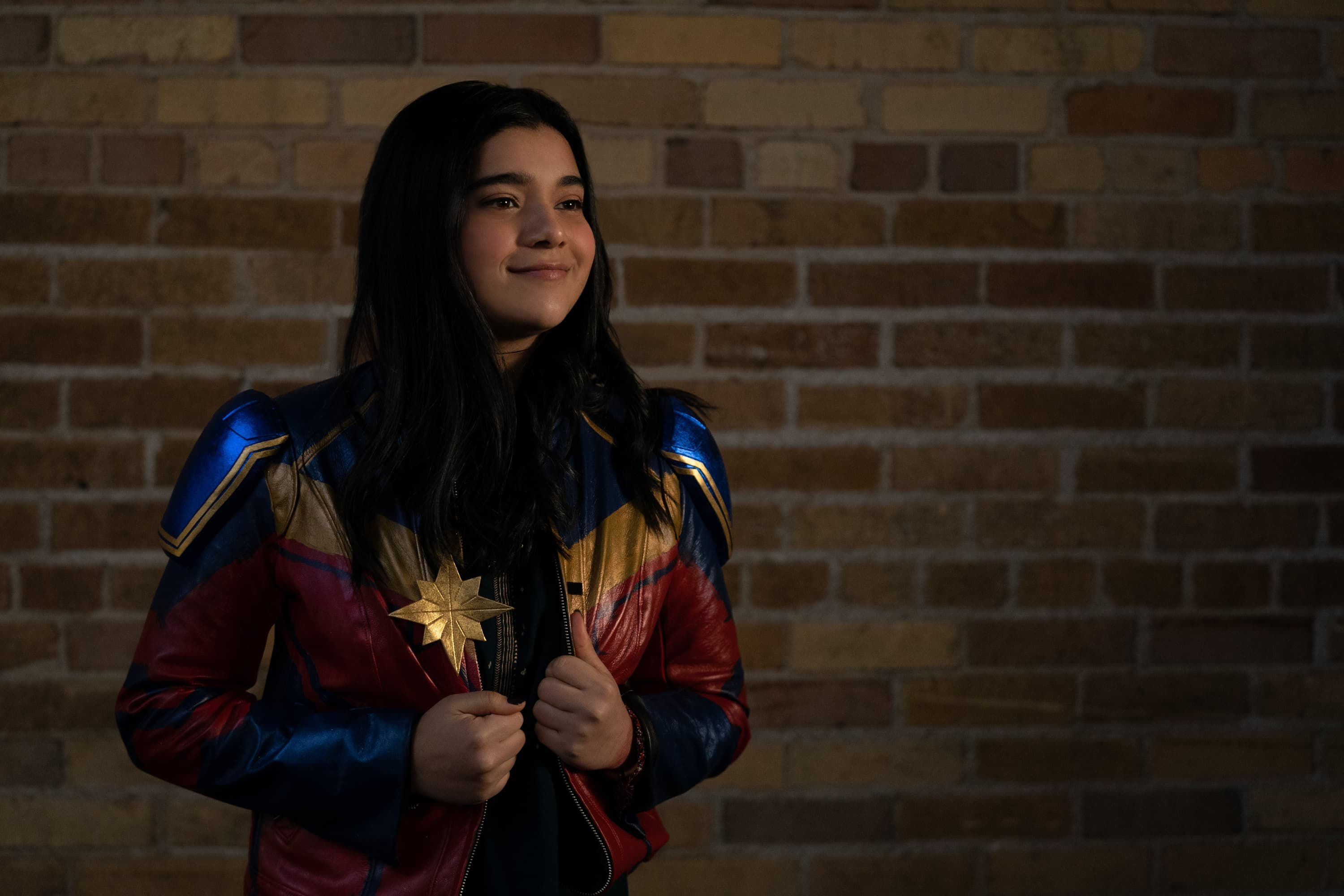 Wallpaper #dfbc2 Marvels Avengers Characters Ms Marvel Kamala Khan Bruce Banner
