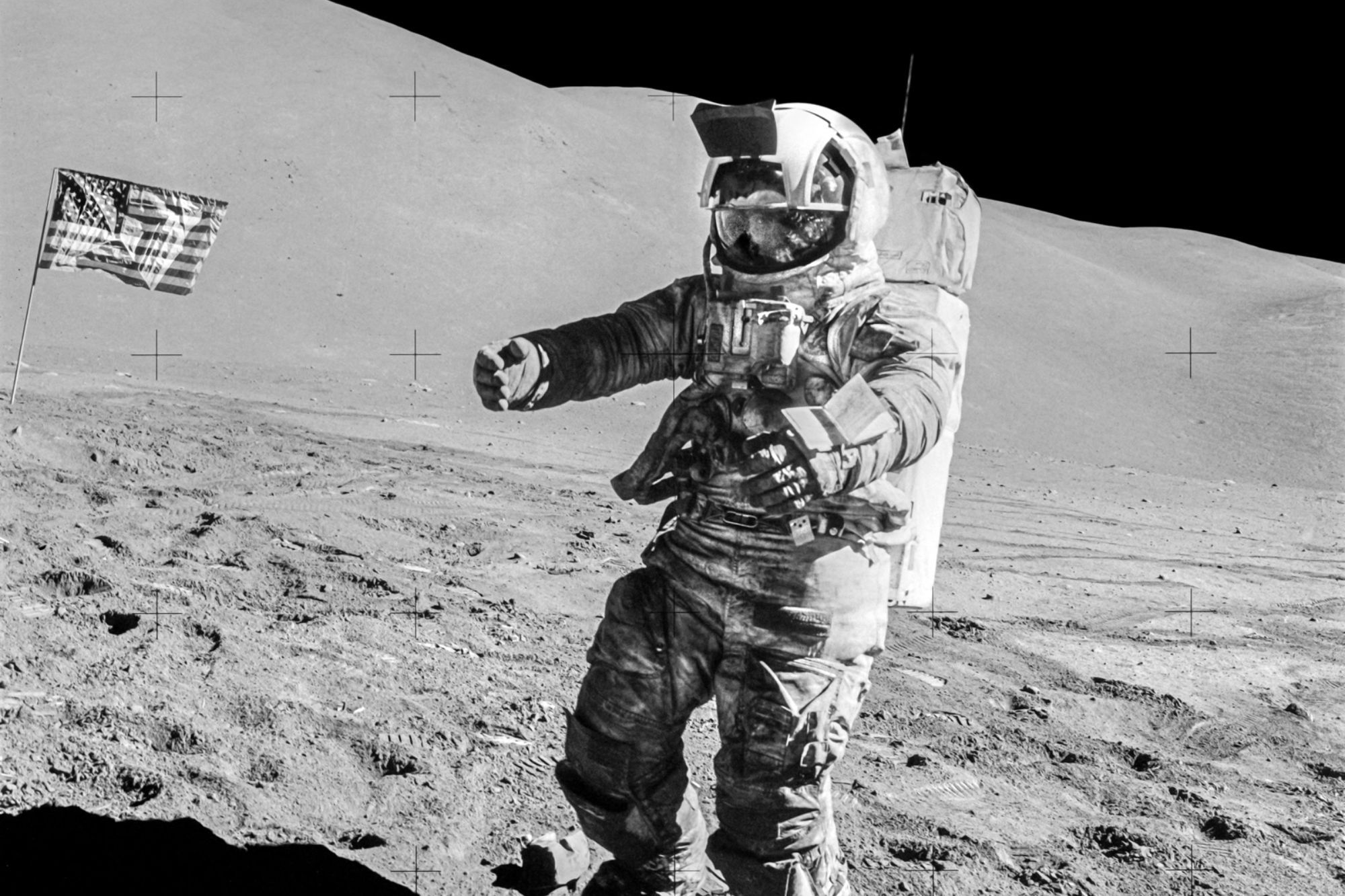 Wallpaper #e2eE_JIBSpphPi3-ZZiW280 Last Photo Ever Taken on the Moon Uncovered Showing Nasa Astronaut on